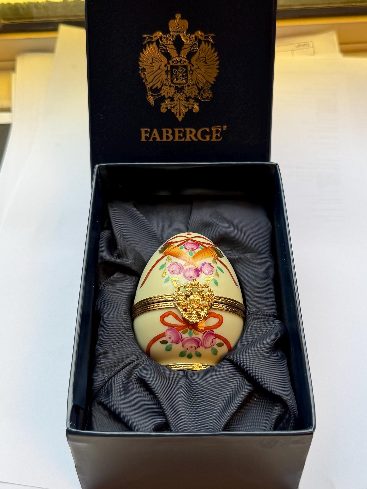 XL Fabergé Egg, Sterling Silver, 24K Gold, palace inside, Faberge with goldgilt and Limoges Porcelain, marked numbered