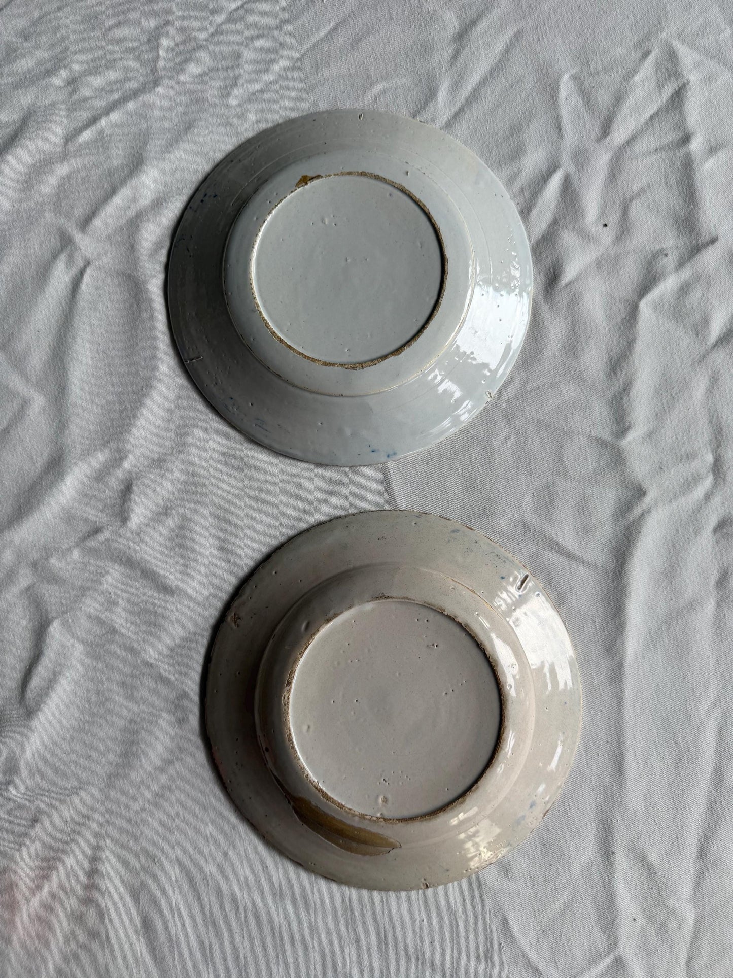 Set Antique Delft Pottery Plates, polychrome, voc,  Handpainted Chinoiserie Decor, 18th Century (Set of 3) tableware