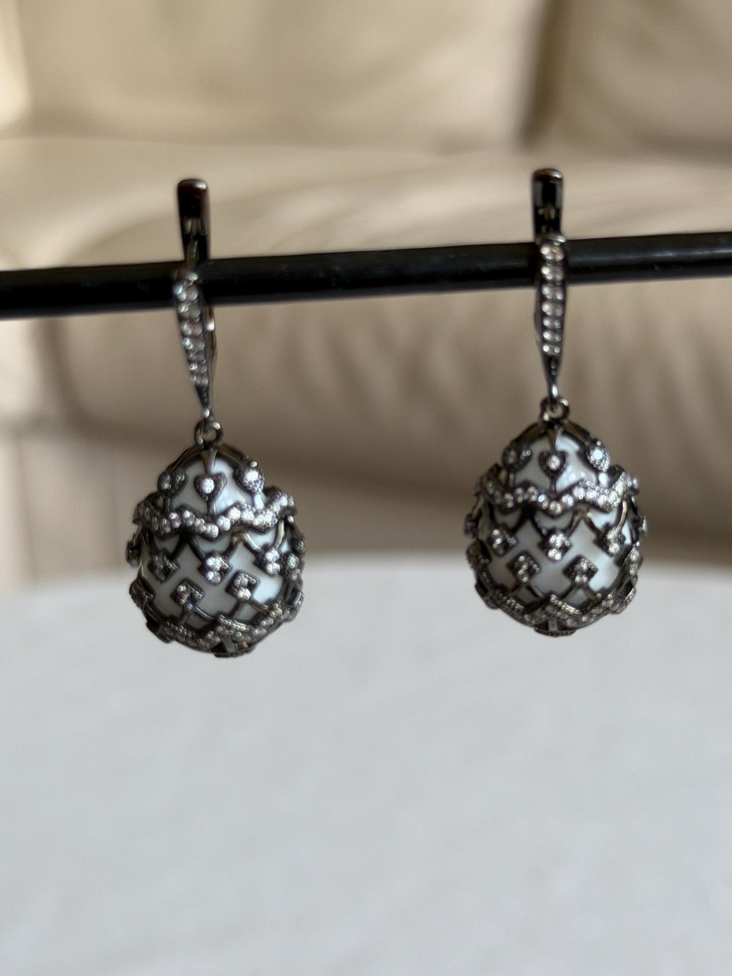 Fabergé - model Agatha - Egg pendant Sterling Silver Earrings, Tatiana Tsars Collection, Blackened Silver, White Agate & Zircon, 925