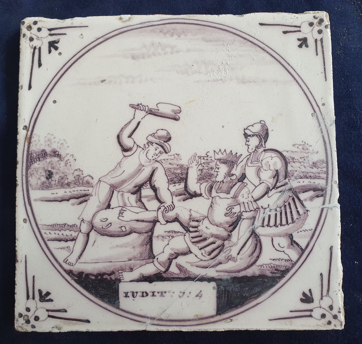 Delft tile, Dutch manganese biblical scene bible tile, 18th century, Judit j :4               Delft tile bibel.