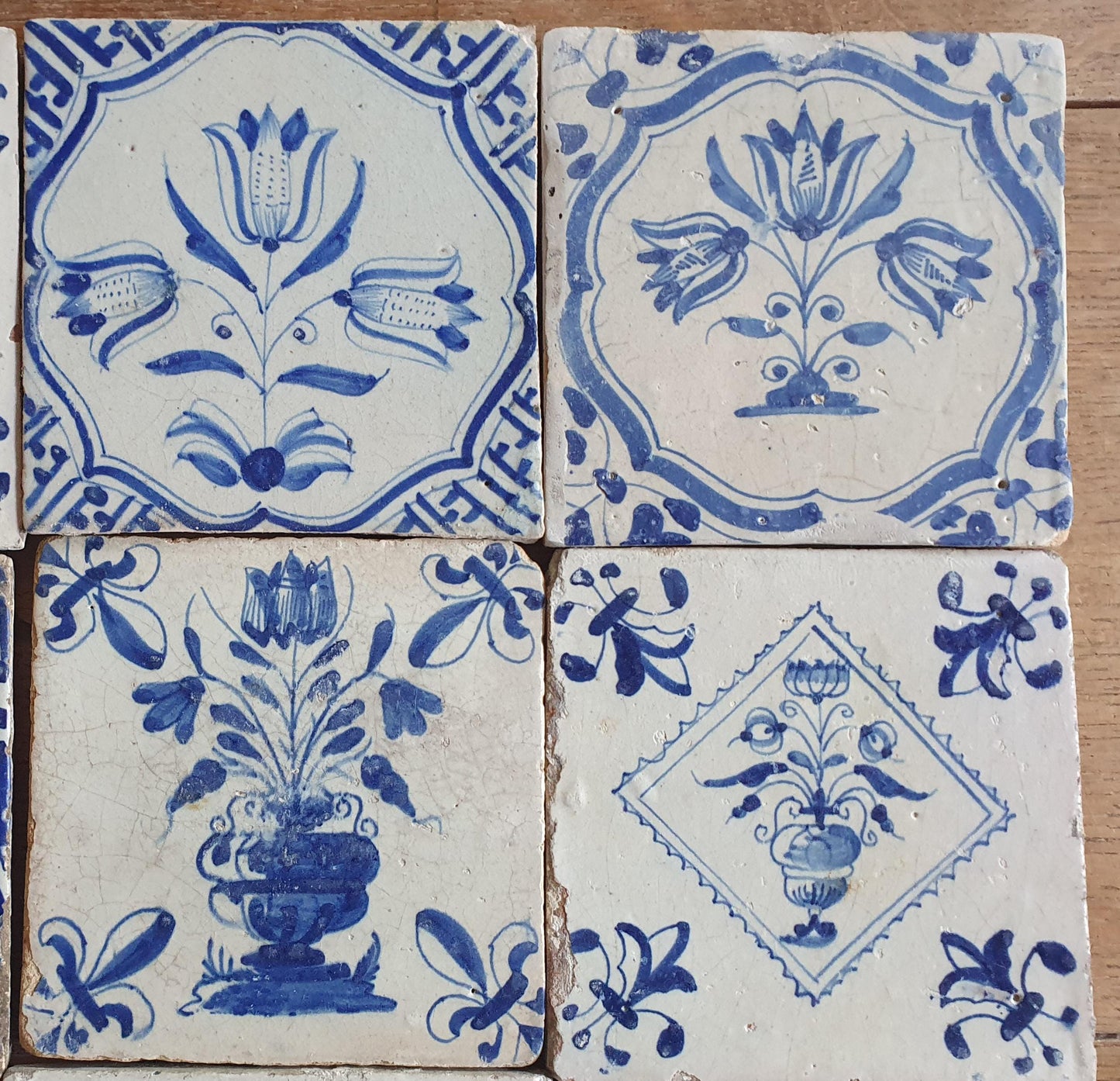 16 xAntique Delft Tulip Tiles, 17th Century Dutch Tilefield (16pc) Around 1620-1640