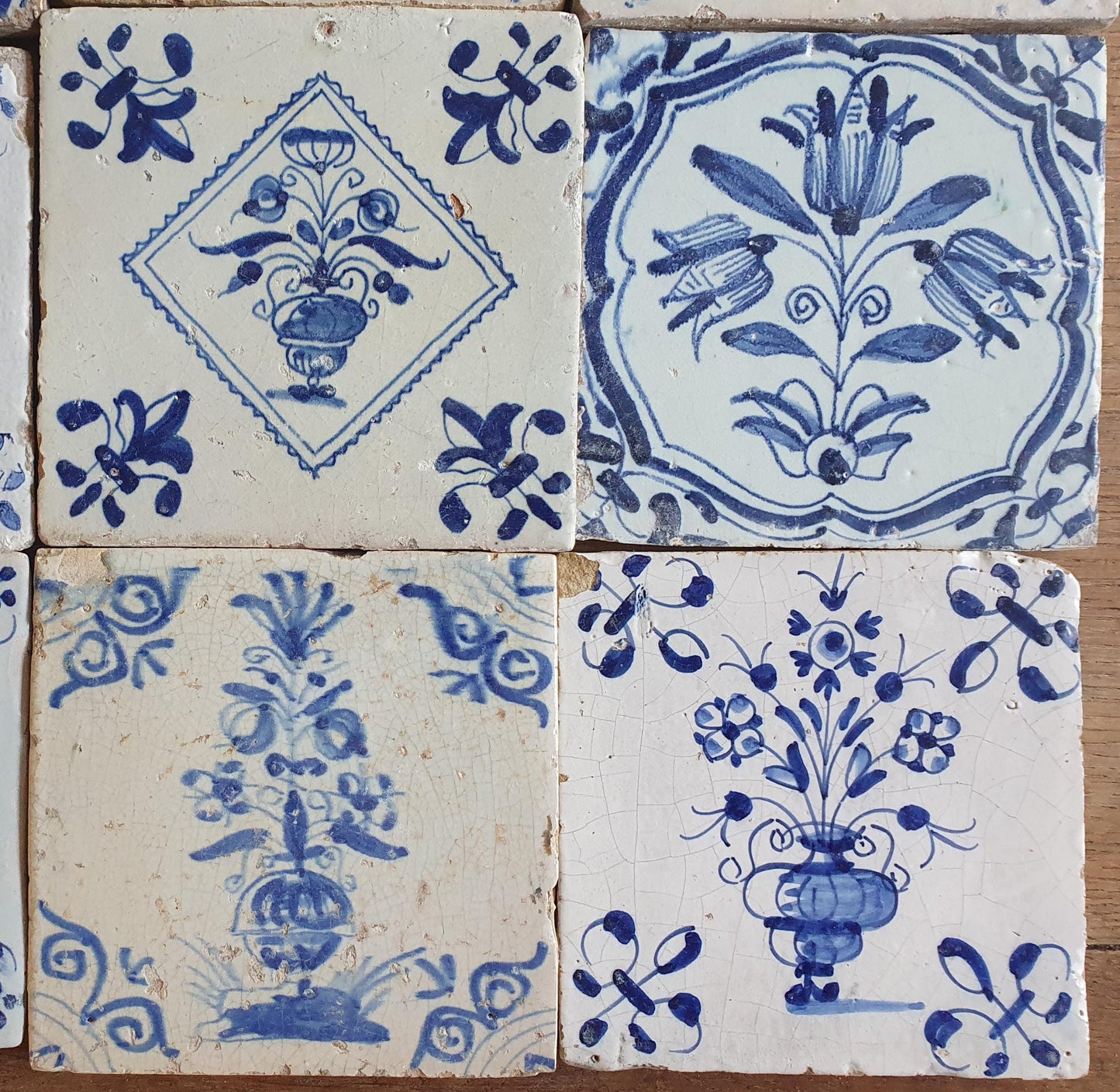 16 xAntique Delft Tulip Tiles, 17th Century Dutch Tilefield (16pc) Around 1620-1640
