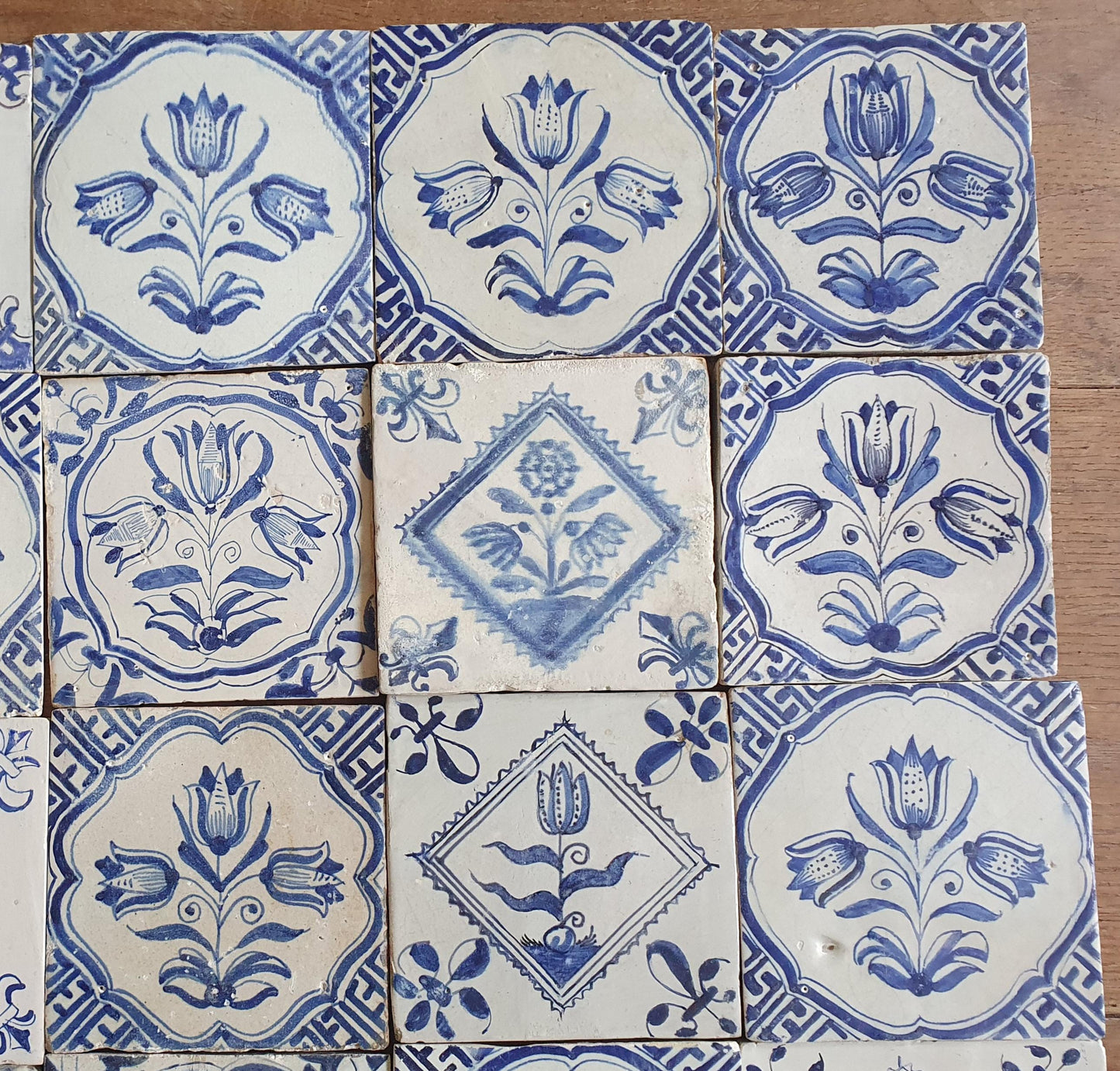30 xAntique Delft Tulip Tiles, 17th Century Dutch Tilefield  Around 1620-1640