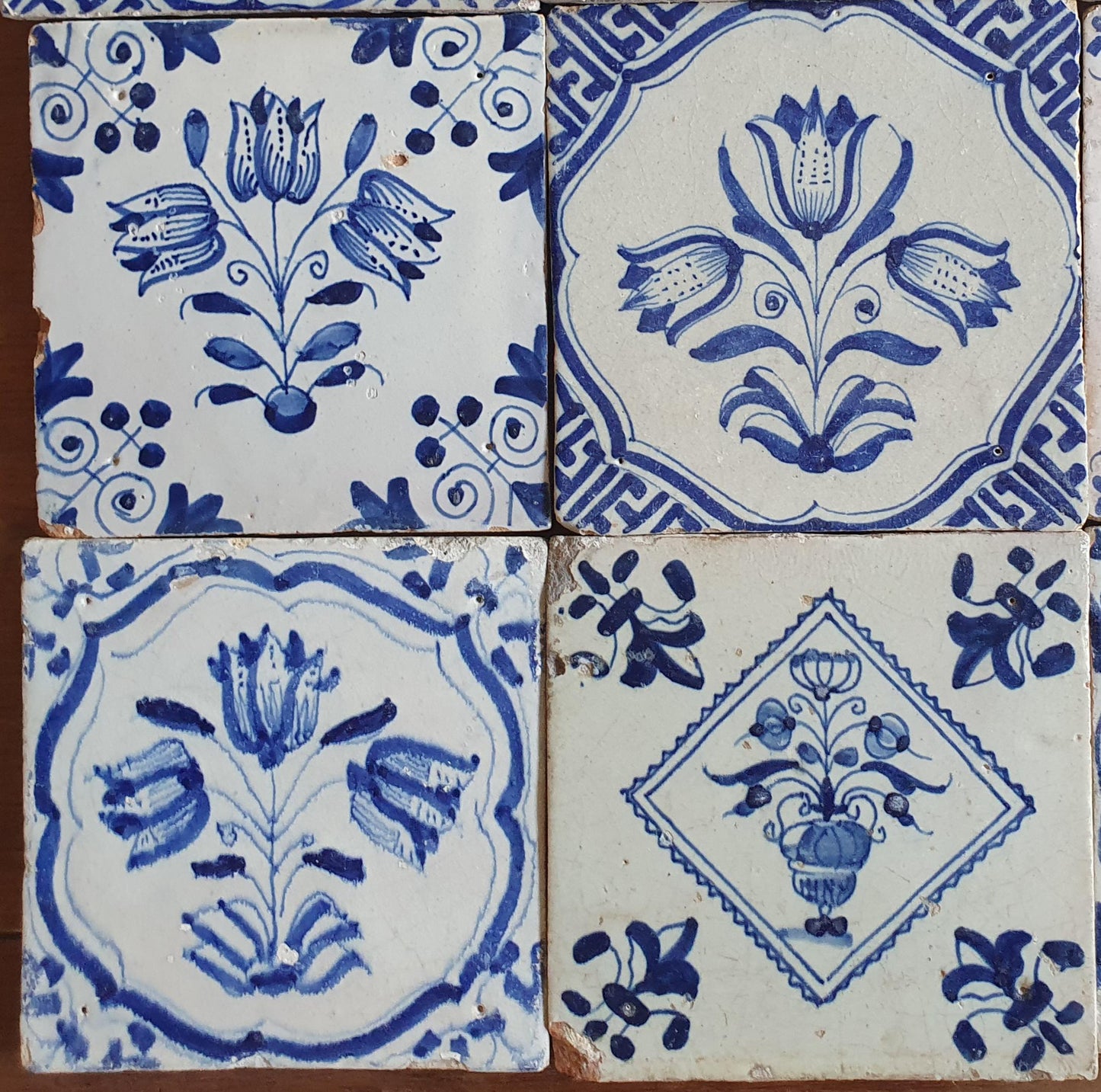 16 xAntique Delft Tulip Tiles, 17th Century Dutch Tilefield (16pc) Around 1620-1640