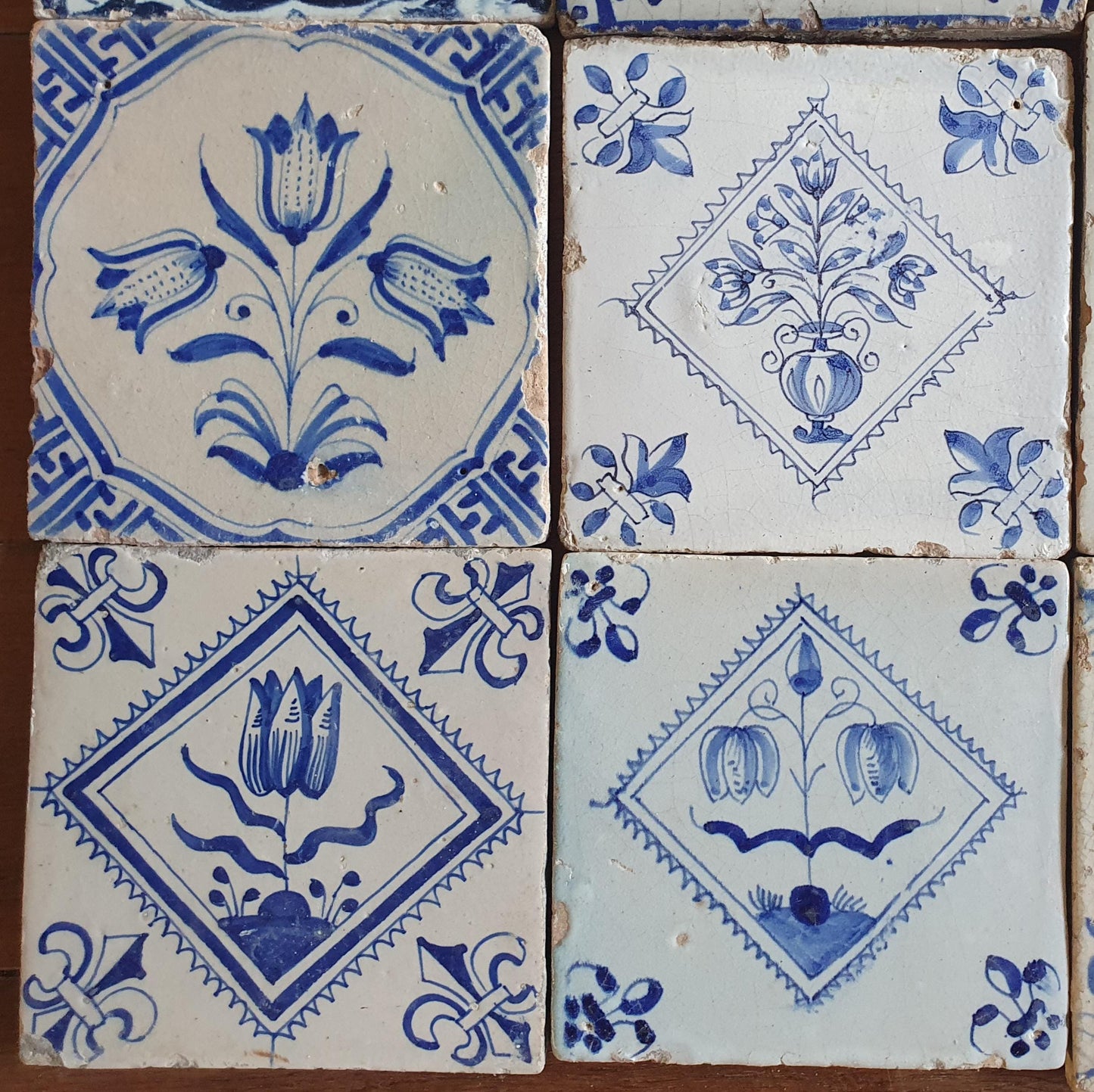 16 xAntique Delft Tulip Tiles, 17th Century Dutch Tilefield (16pc) Around 1620-1640