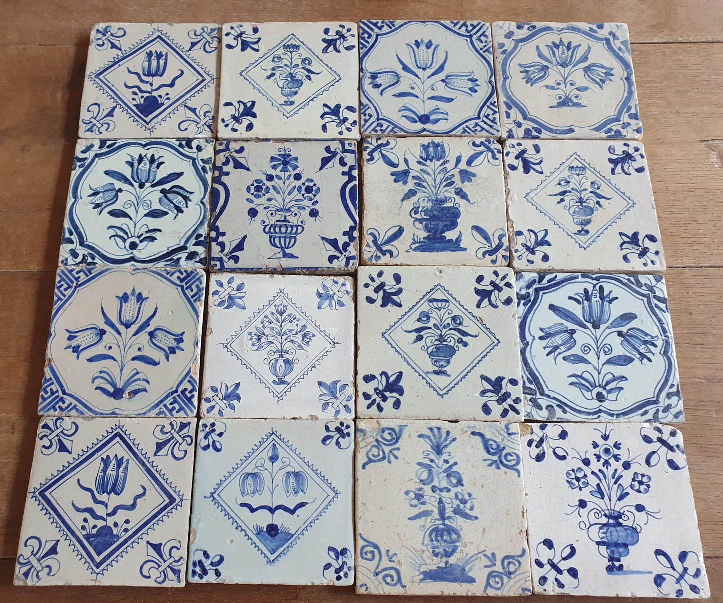 16 xAntique Delft Tulip Tiles, 17th Century Dutch Tilefield (16pc) Around 1620-1640