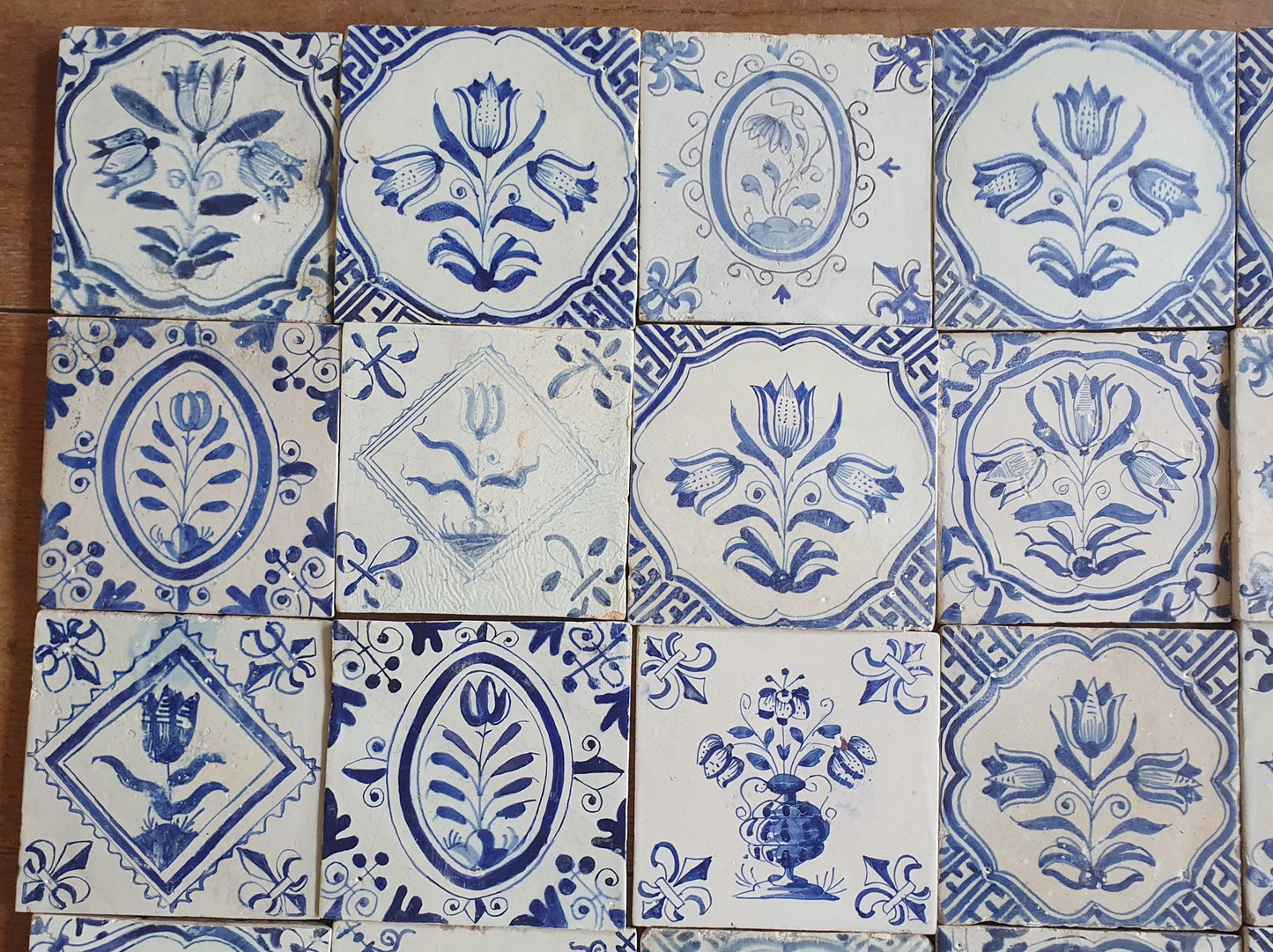 30 xAntique Delft Tulip Tiles, 17th Century Dutch Tilefield  Around 1620-1640