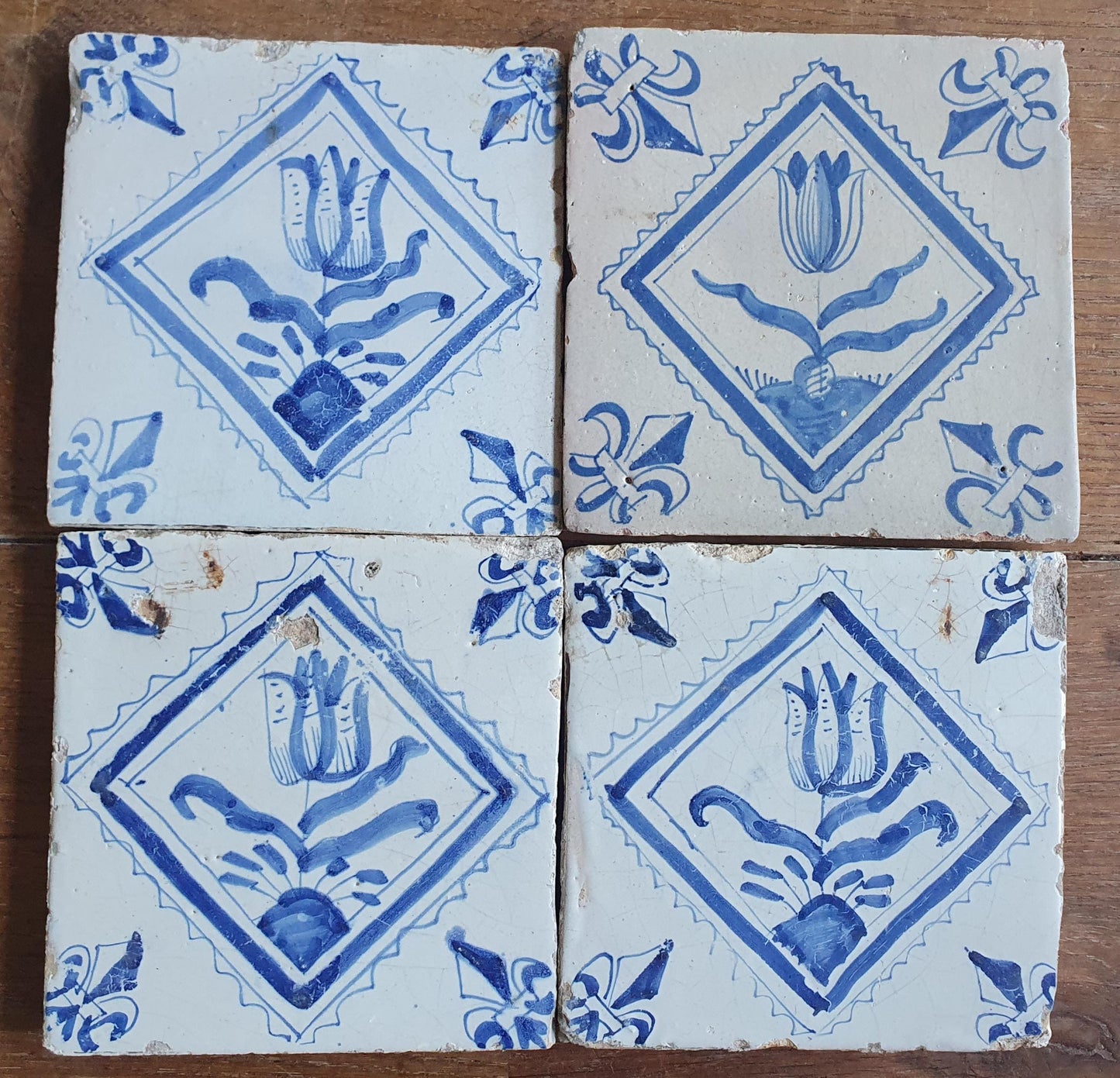 4 xAntique Delft Tulip Tiles, 17th Century Dutch Tilefield Around 1620-1640