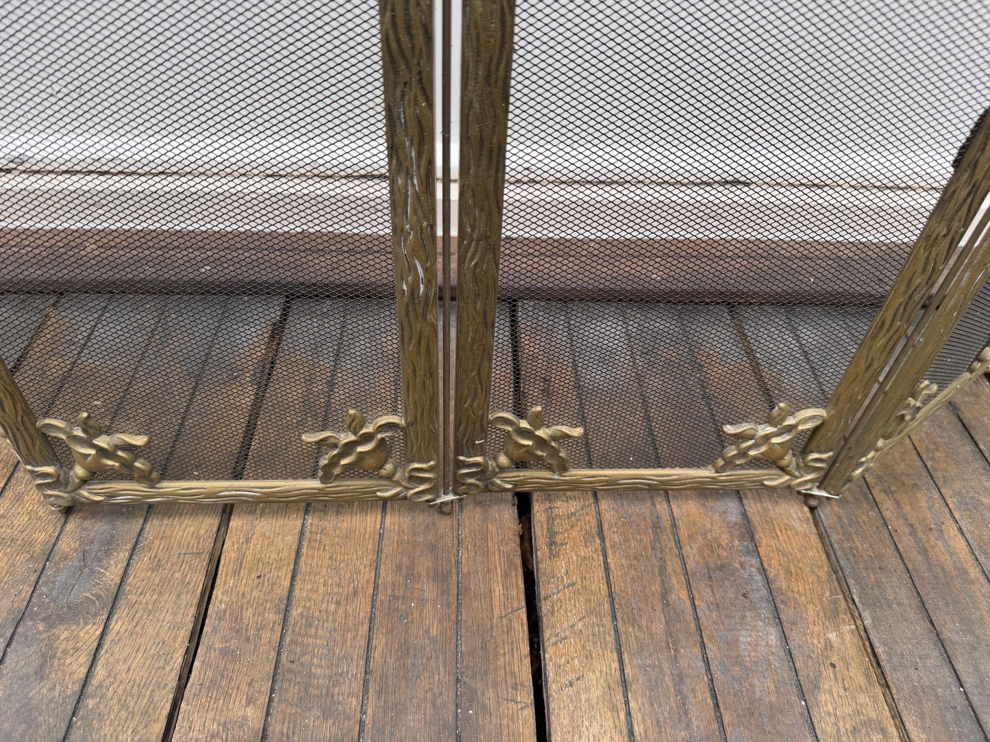 Firescreen, antique art nouveau brass, chique fireplace screen furniture with irisses. Art nouveau botanical
