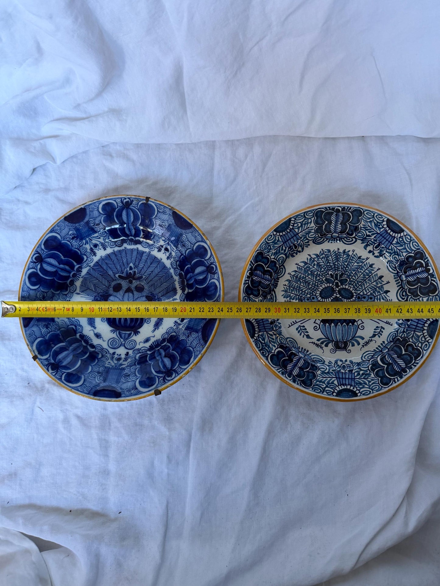 Antique pair of  Delft blue Plates,  dutch pottery ‘ the porceleyne clauw’ ,  Handpainted Decor, 18th Century (Set of 2) wallplates peacock