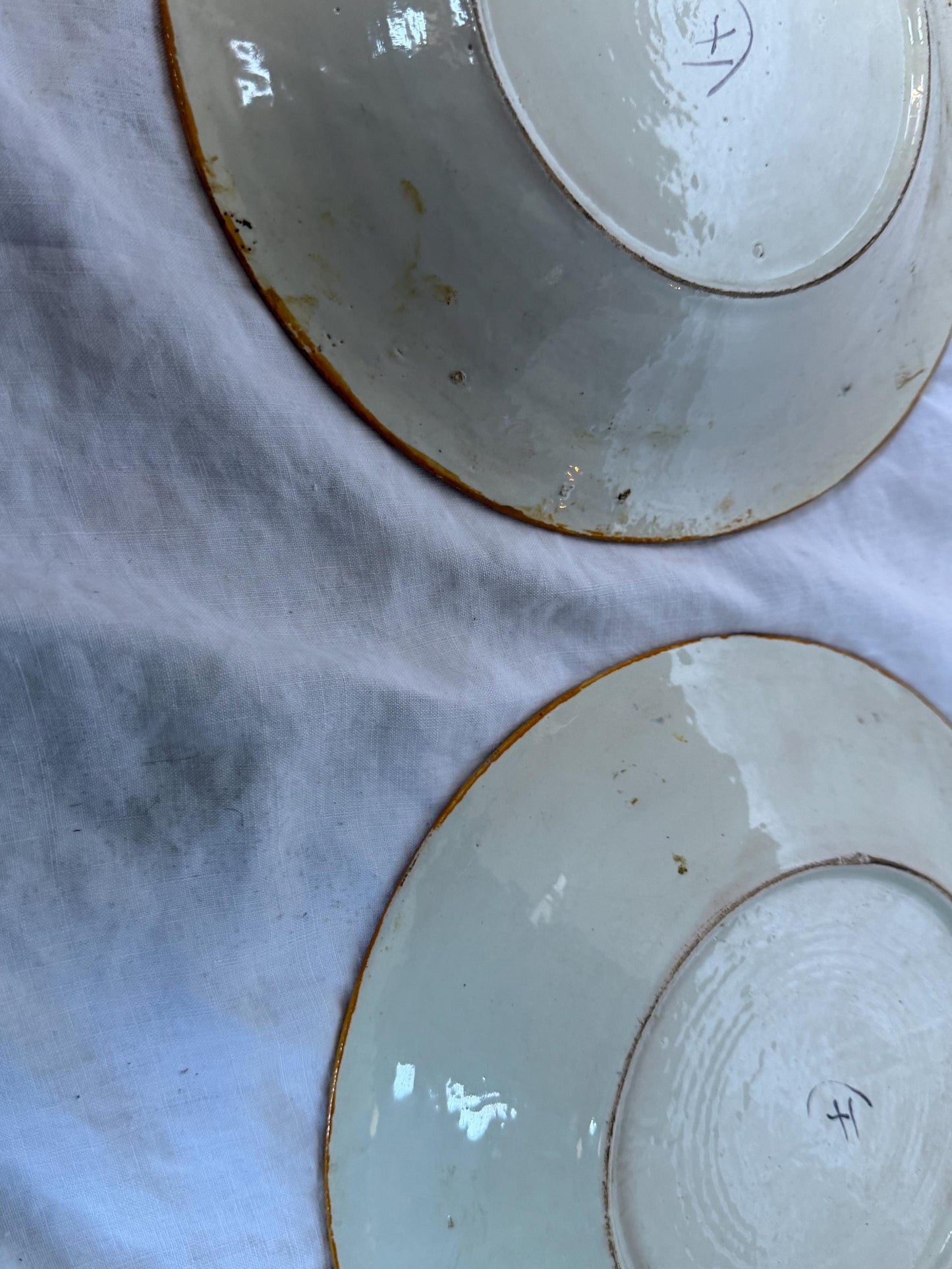 Antique pair of  Delft polychrome peacock Plates,  dutch pottery ,  Handpainted Decor, 18th Century (Set of 2) wallplates peacock