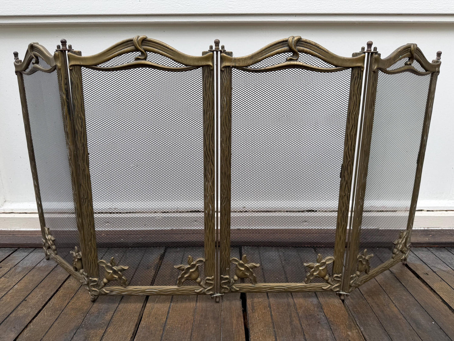 Firescreen, antique art nouveau brass, chique fireplace screen furniture with irisses. Art nouveau botanical