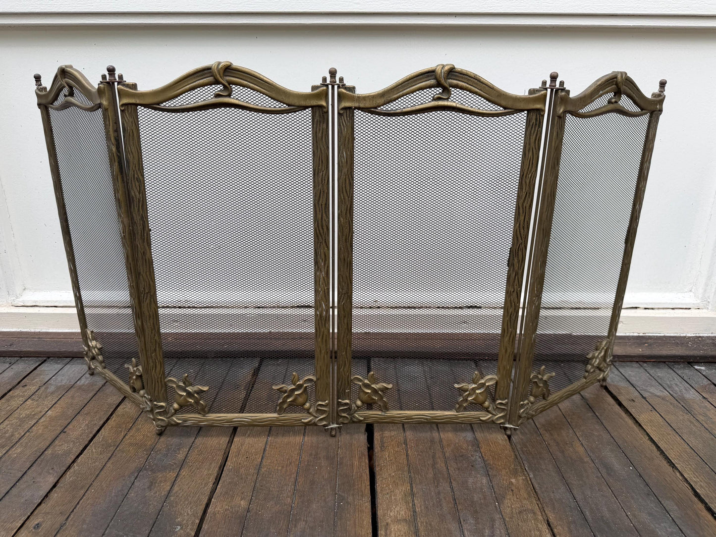 Firescreen, antique art nouveau brass, chique fireplace screen furniture with irisses. Art nouveau botanical