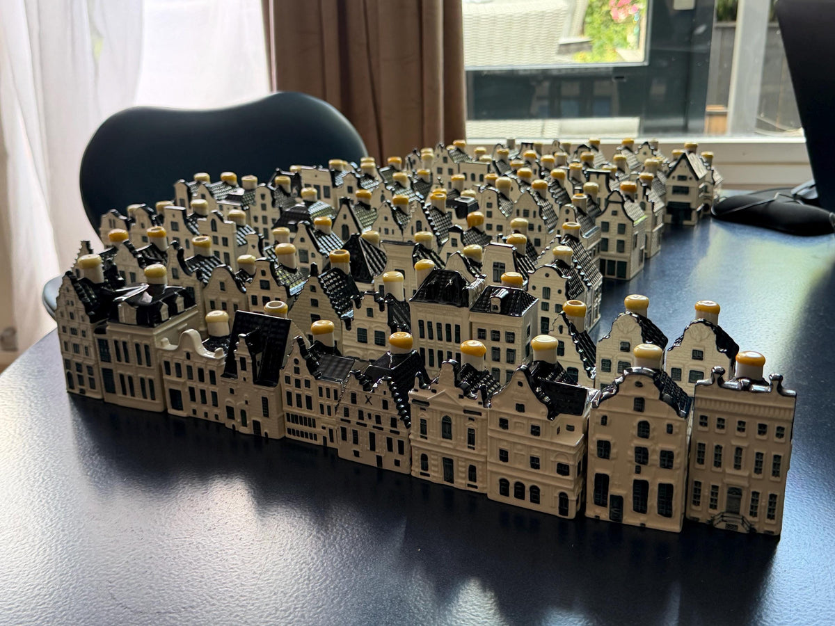 KLM Amsterdam Canal Houses, Hand Painted Porcelain Collectible Dutch grachtenpandjes street per 8 choose your number