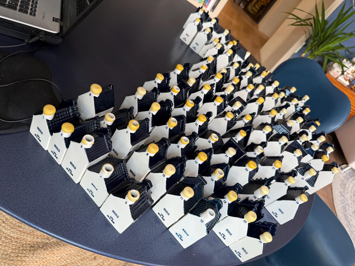 KLM Amsterdam Canal Houses, Hand Painted Porcelain Collectible Dutch grachtenpandjes street per 8 choose your number