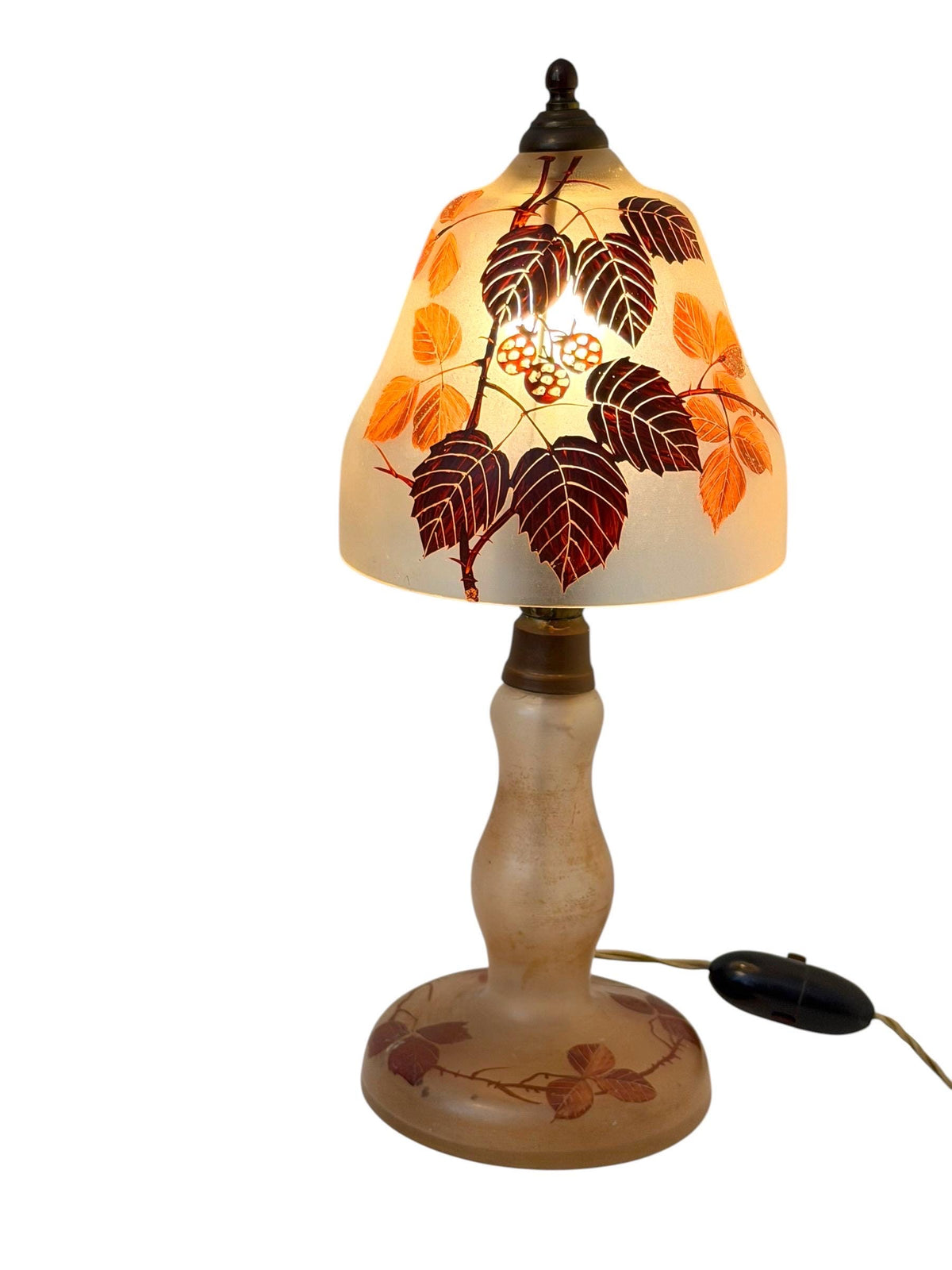 Art Deco romantic Cameo Glass Table Lamp with Blackberry Decoration, circa 1920–1930