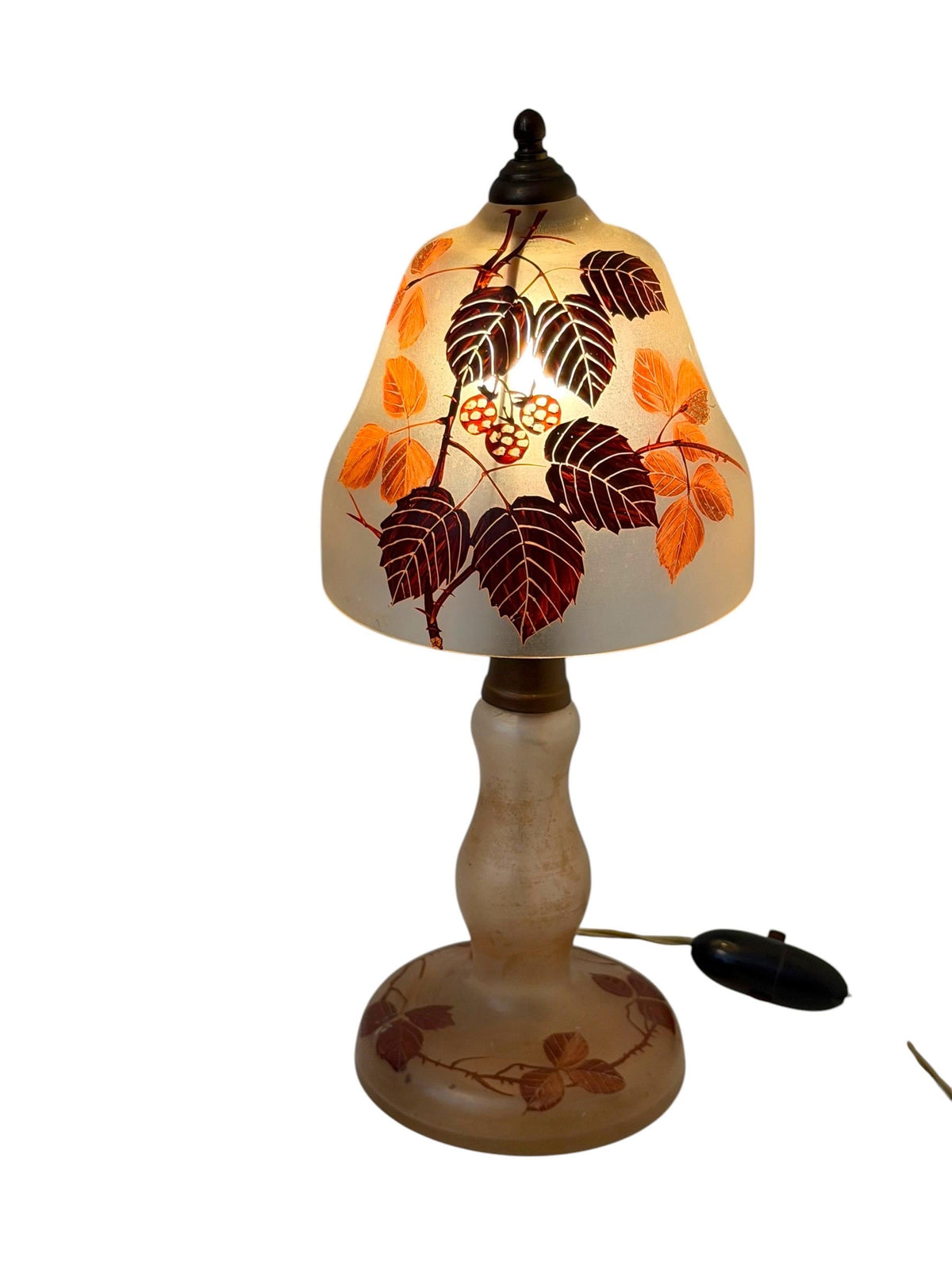 Art Deco romantic Cameo Glass Table Lamp with Blackberry Decoration, circa 1920–1930