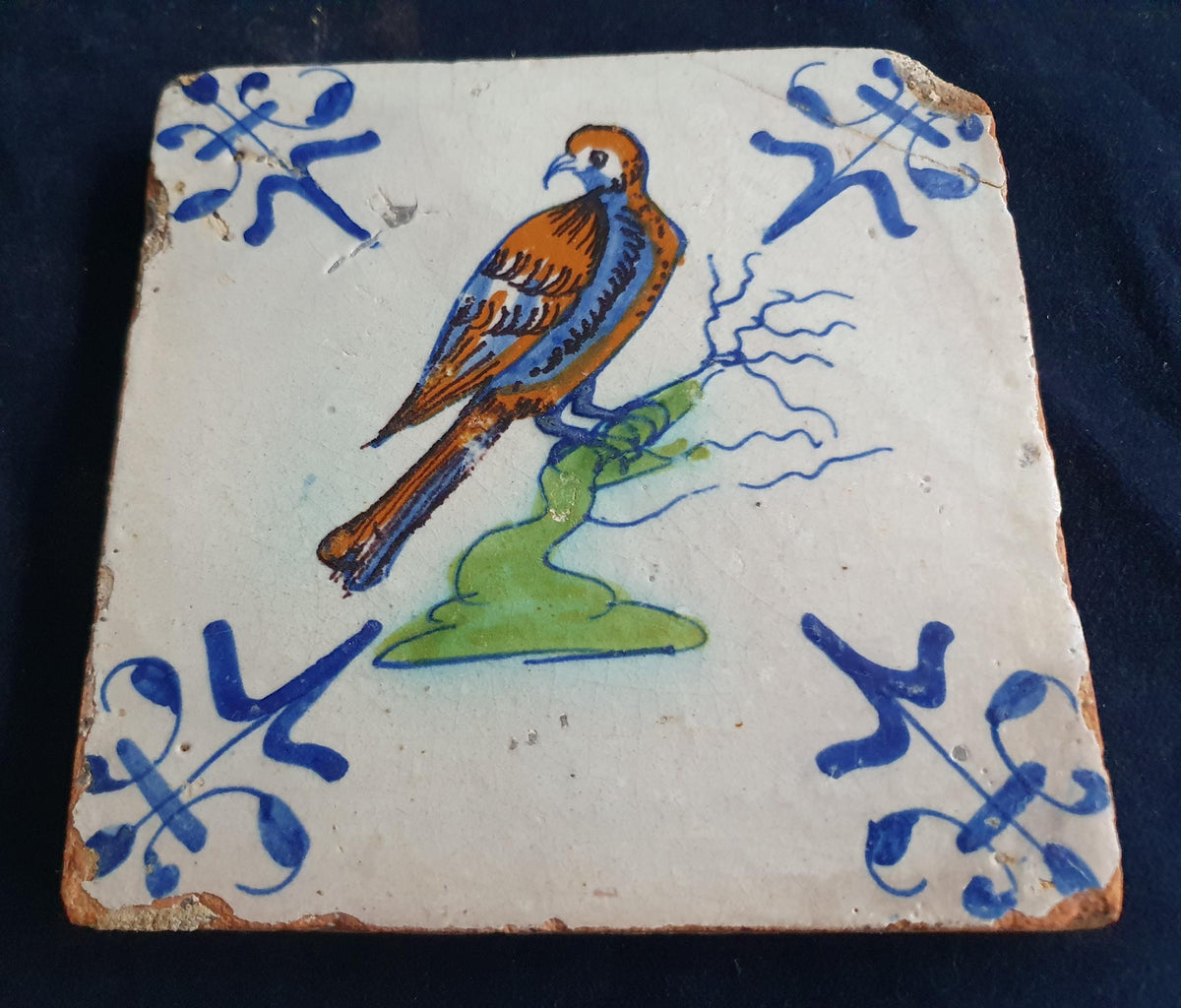 Antique Delft Tile - Polychrome  Bird of prey, Lilyhead Motifs, Around 1625