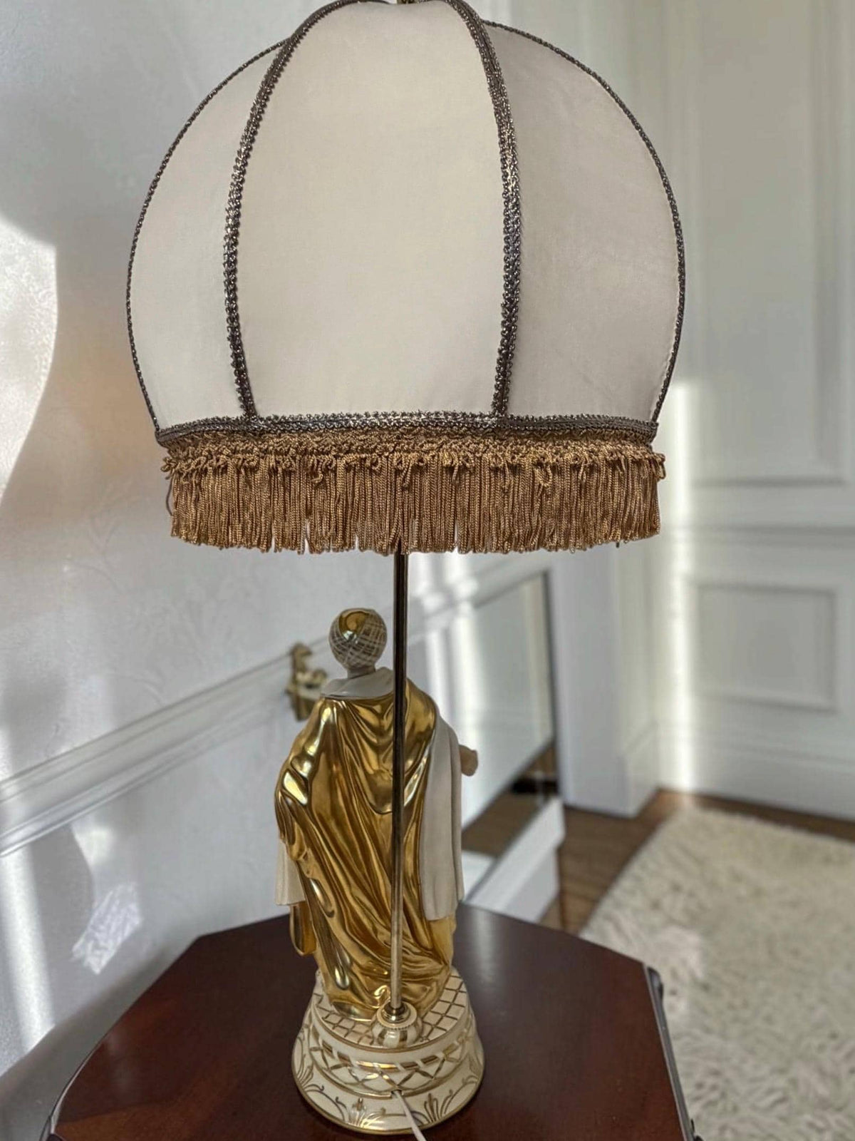 XL Herend Hungary Oriental Lady Porcelain Table Lamp 5767/C-1 with Original Silk Shade , large exclusive tablelamp