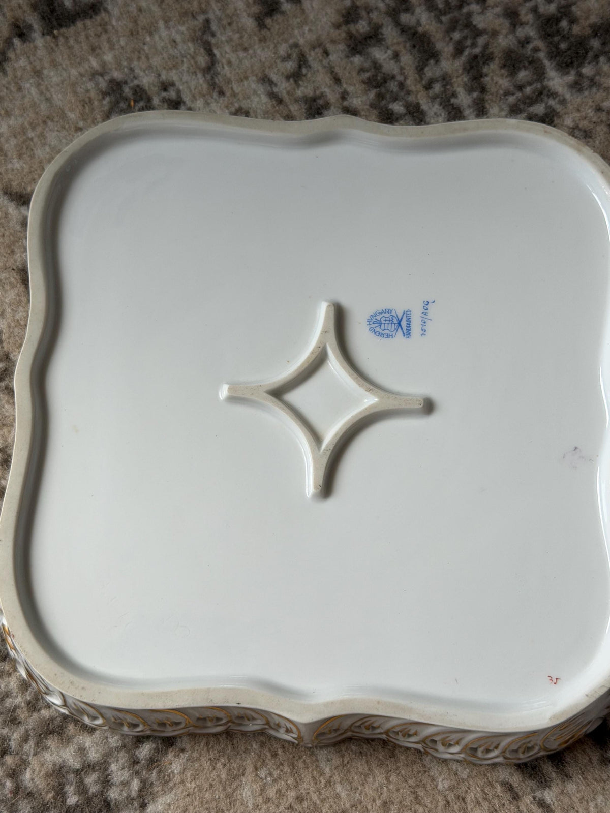 Large Herend Apponyi Orange Square Openwork dish, serving tray , Basket,  platter,  Hand-Painted Porcelain, Hungary, ca. 18 cm