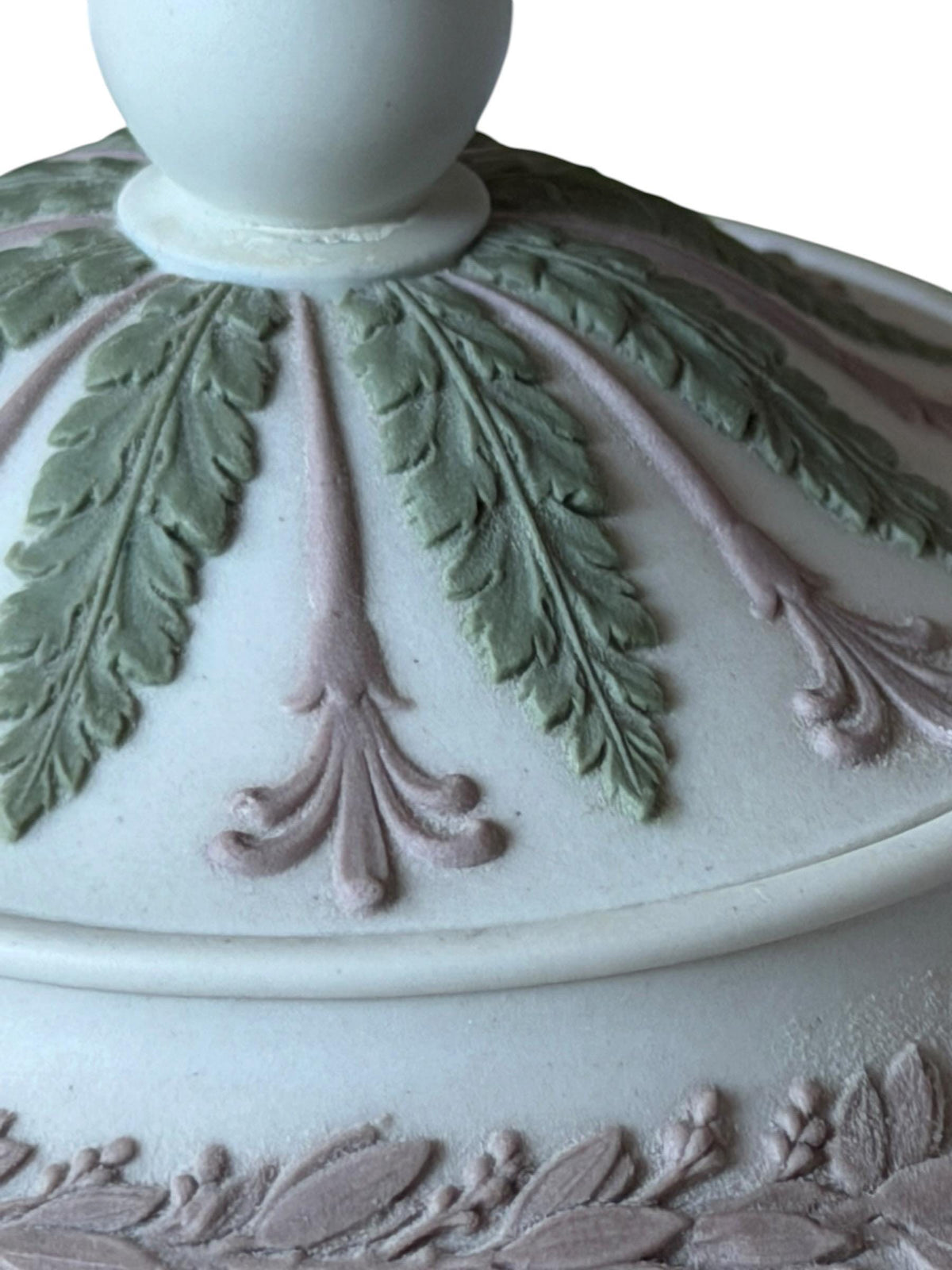 Wedgwood Tri-Color Jasperware lidded vase, Covered chestnut Vase, Sage Green Lilac White,  19th Century, rare exclusive mantel piece ca 1870