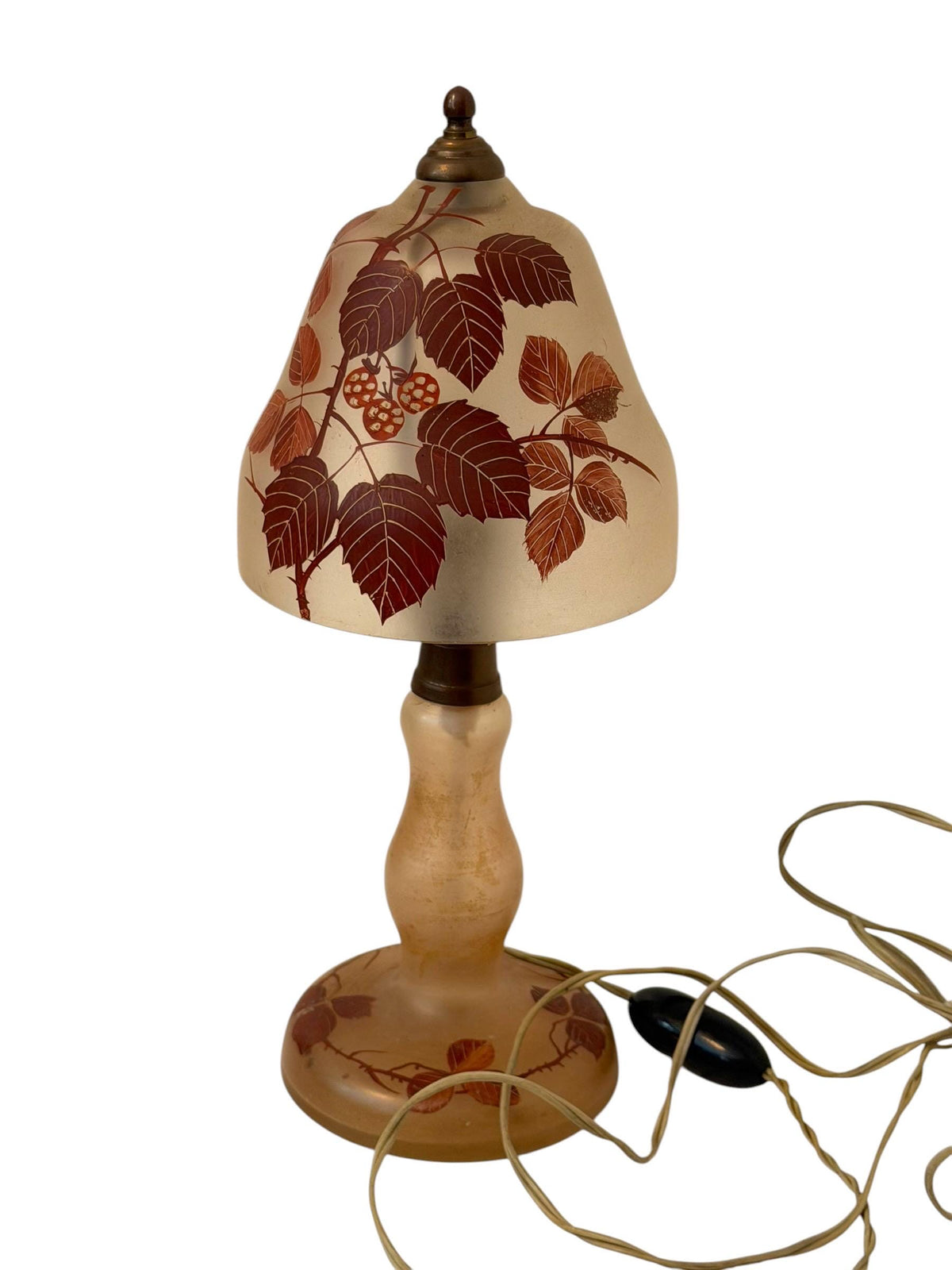 Art Deco romantic Cameo Glass Table Lamp with Blackberry Decoration, circa 1920–1930