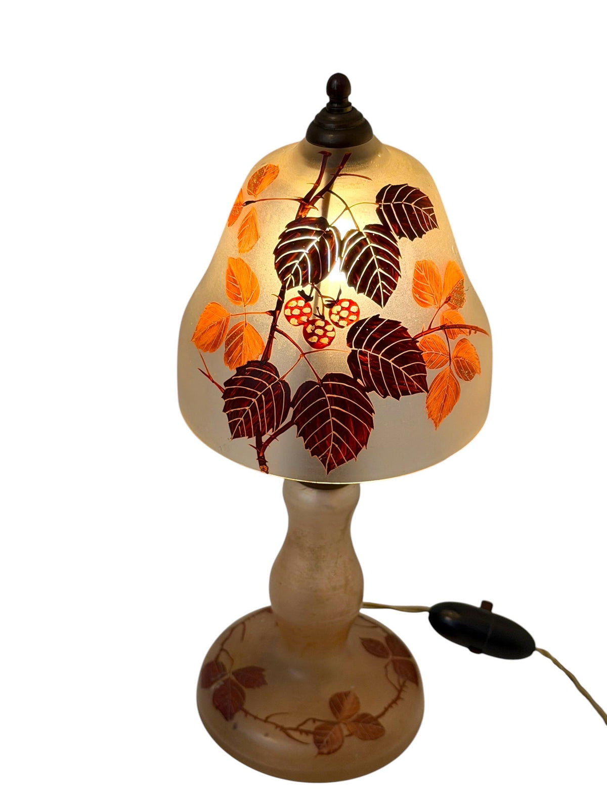 Art Deco romantic Cameo Glass Table Lamp with Blackberry Decoration, circa 1920–1930