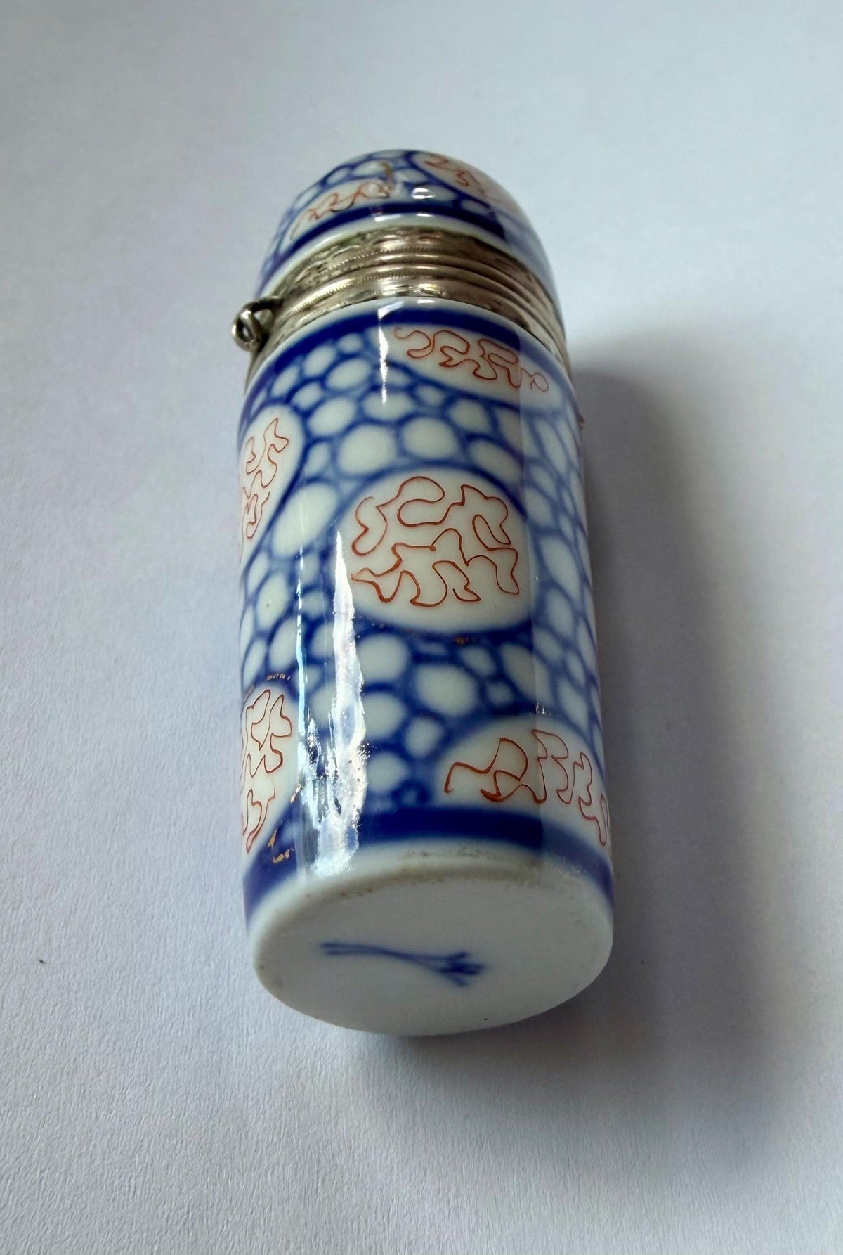 19th Century Meissen Porcelain Scent Bottle with Hallmarked Silver Mount, antique 1850-1875