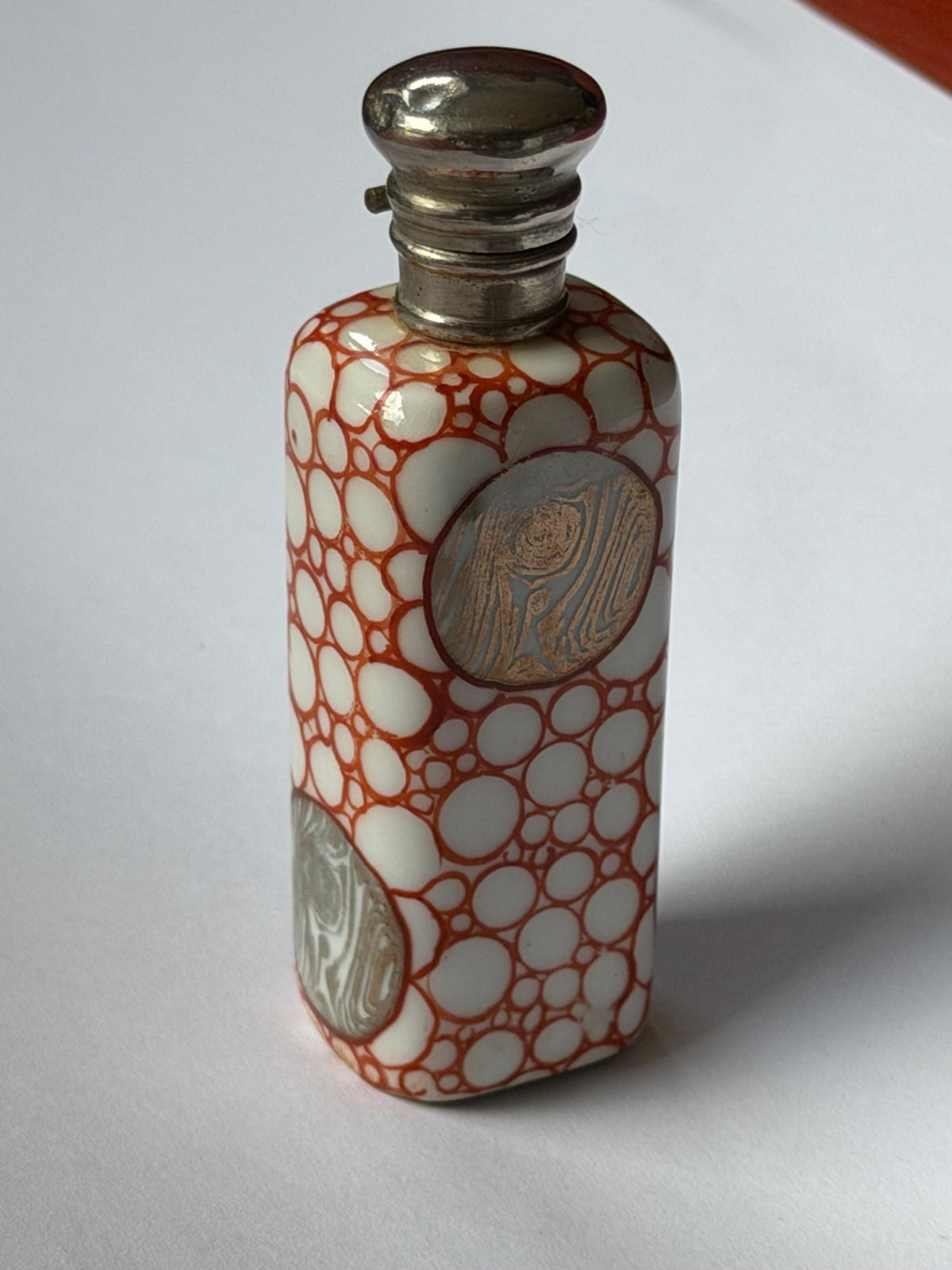Antique Gebrüder Schoenau Hüttensteinach early Art Nouveau Porcelain Scent Bottle with silver mount, Germany, c. 1890–1900