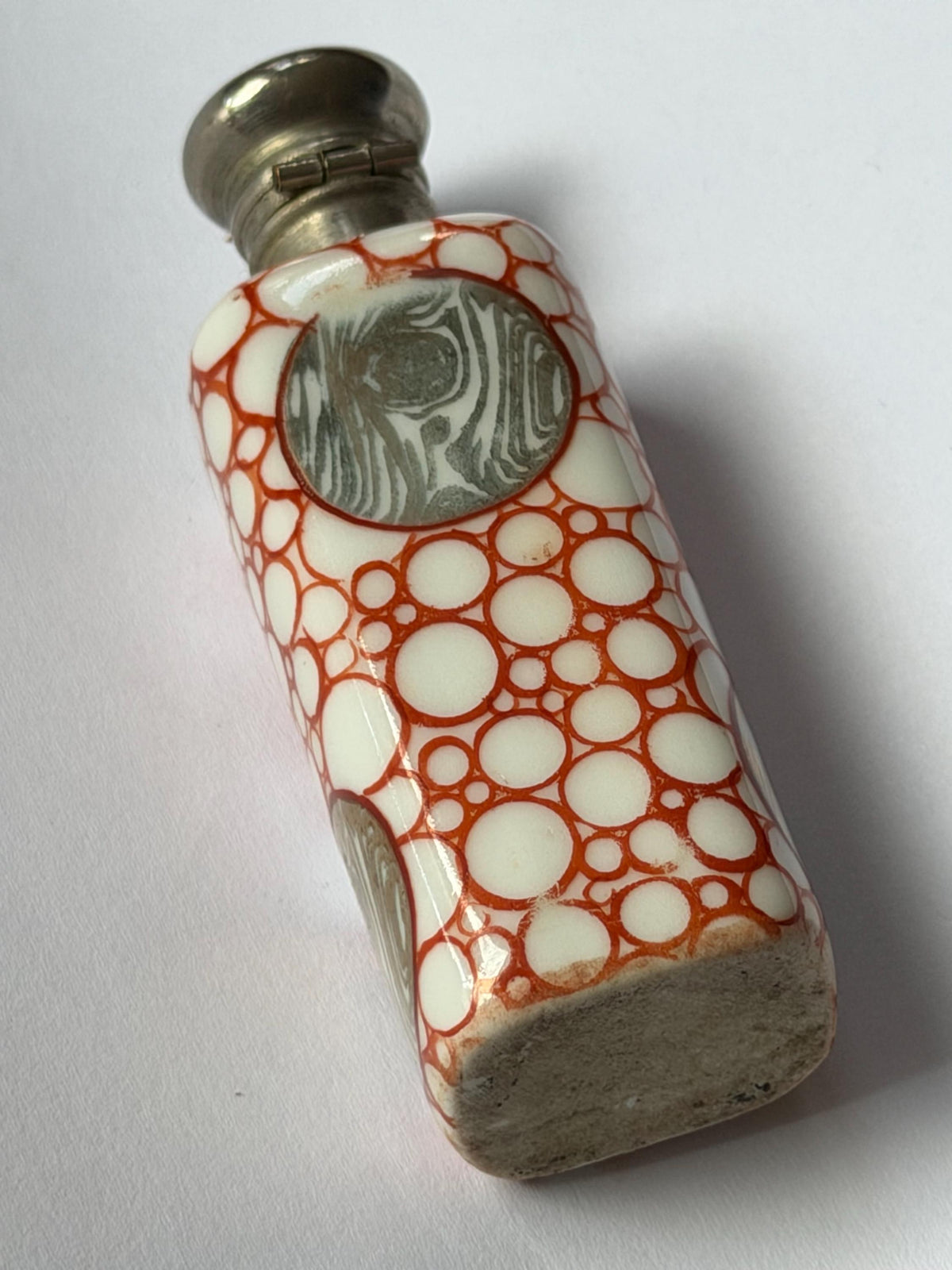 Antique Gebrüder Schoenau Hüttensteinach early Art Nouveau Porcelain Scent Bottle with silver mount, Germany, c. 1890–1900