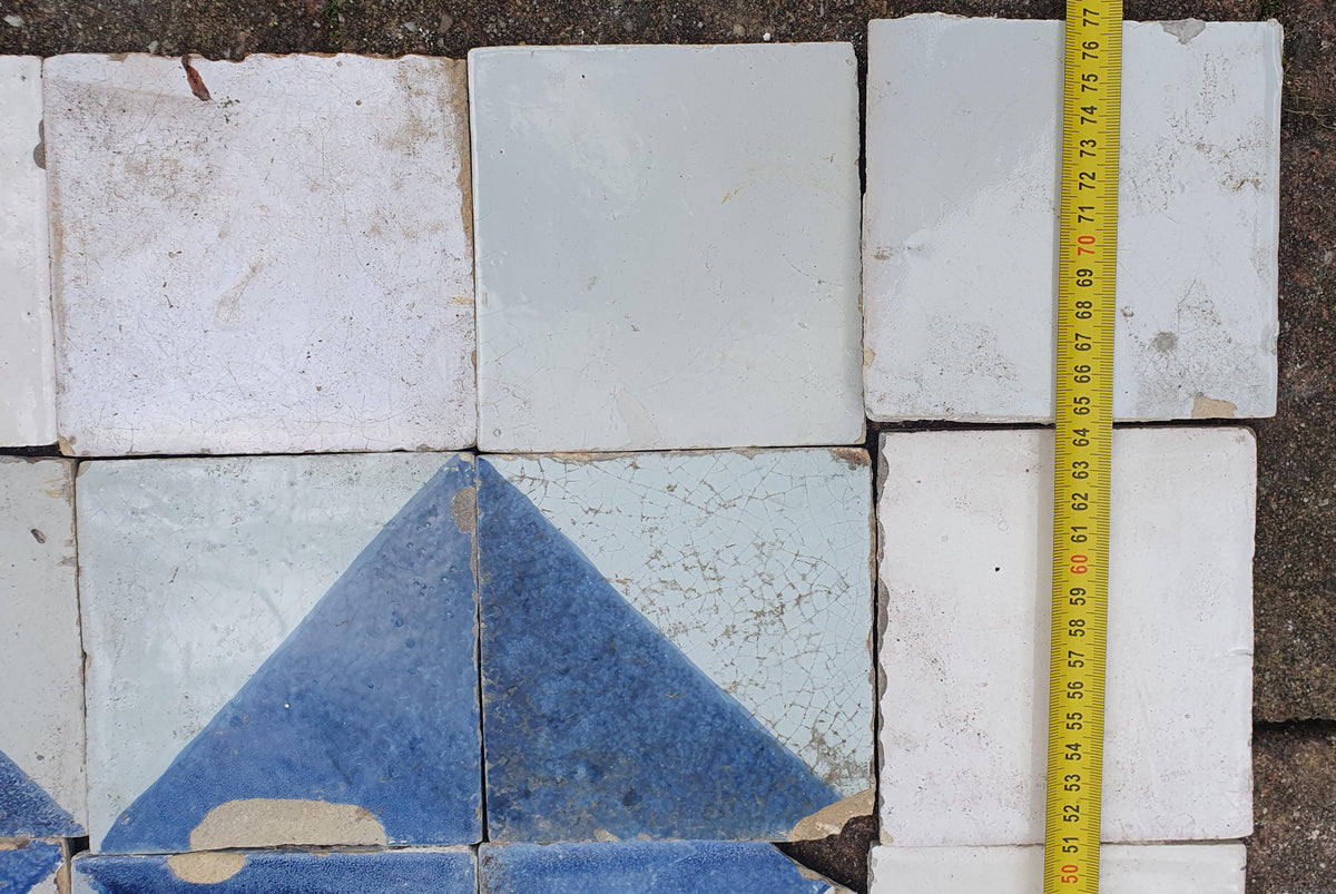 48 x Dutch Delft Blue Tile shards, mix, 17th/ 18th century, antique collectable and backsplash fireplace kitchen tiles.