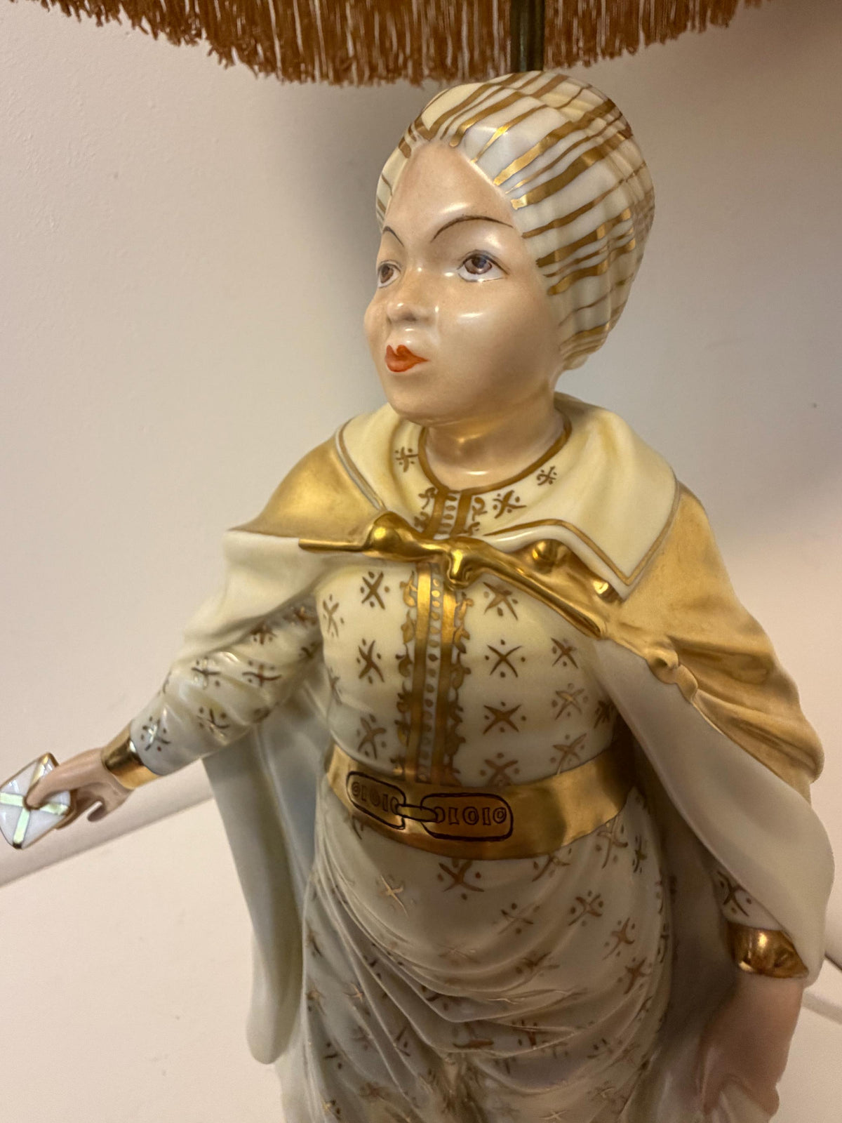XL Herend Hungary Oriental Lady Porcelain Table Lamp 5767/C-1 with Original Silk Shade , large exclusive tablelamp