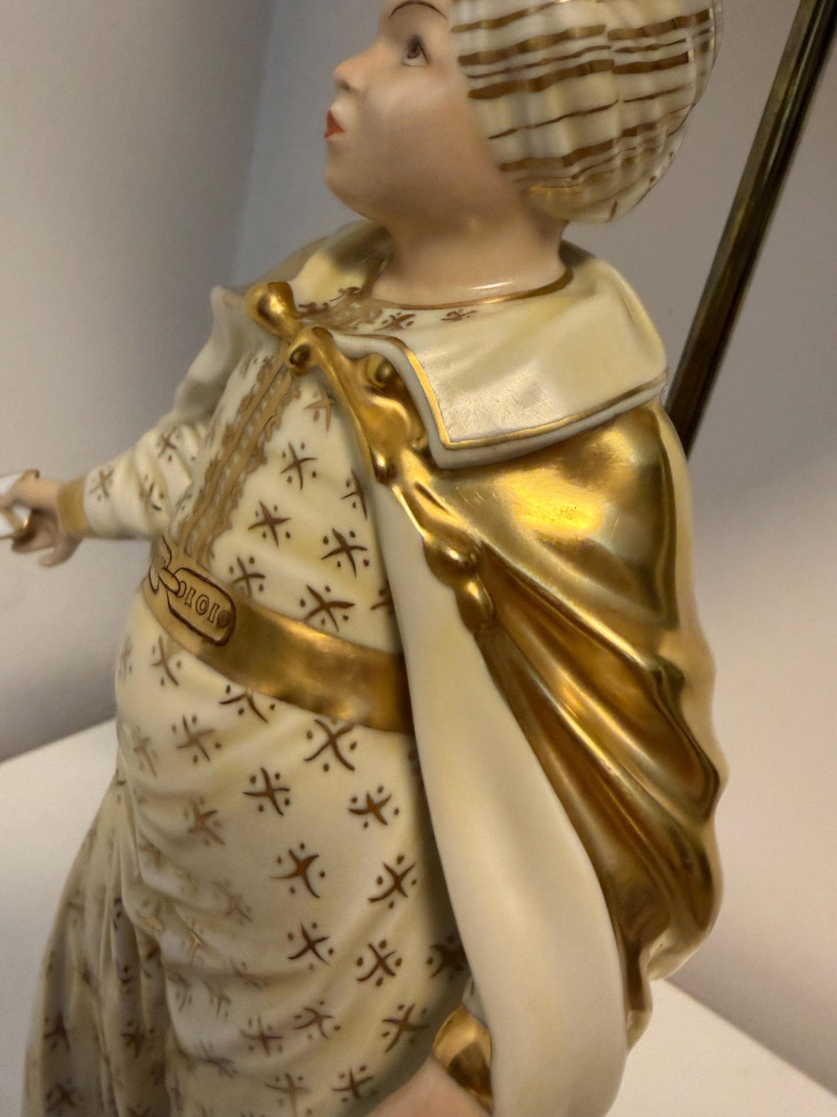 XL Herend Hungary Oriental Lady Porcelain Table Lamp 5767/C-1 with Original Silk Shade , large exclusive tablelamp