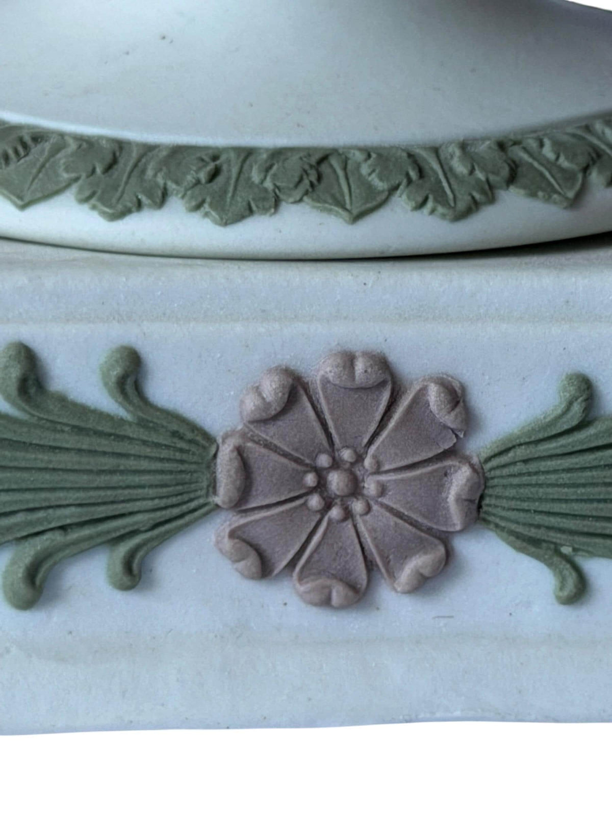 Wedgwood Tri-Color Jasperware lidded vase, Covered chestnut Vase, Sage Green Lilac White,  19th Century, rare exclusive mantel piece ca 1870