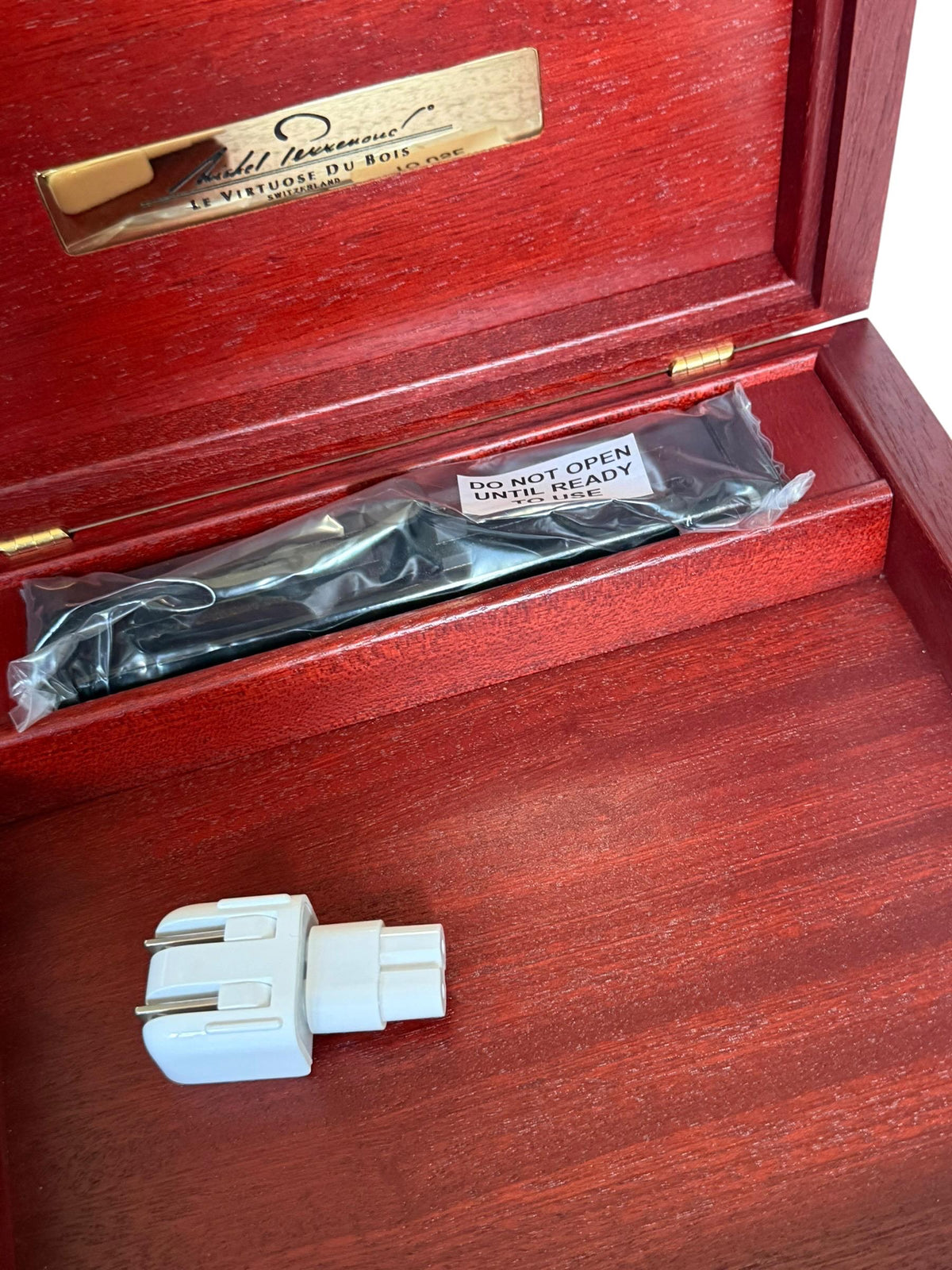 Vintage Michel Perrenoud Swiss Mahogany Cigar travel Humidor Le Virtuose du Bois Original Box
