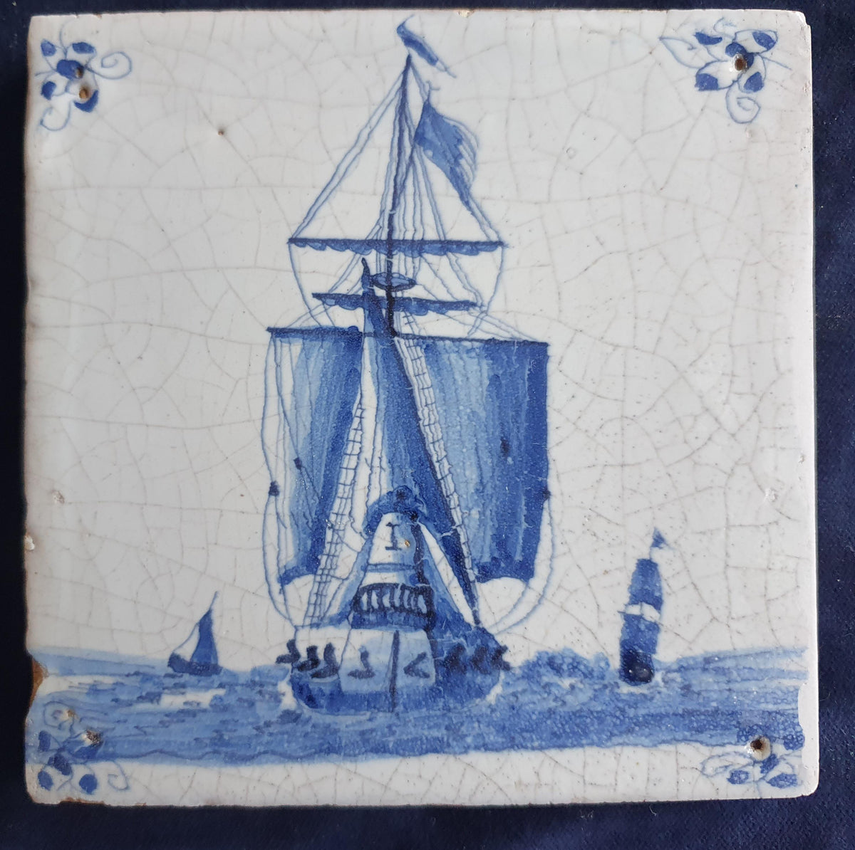 17th-century Delft tile depicts a three-masted ship . around 1660 shiptile