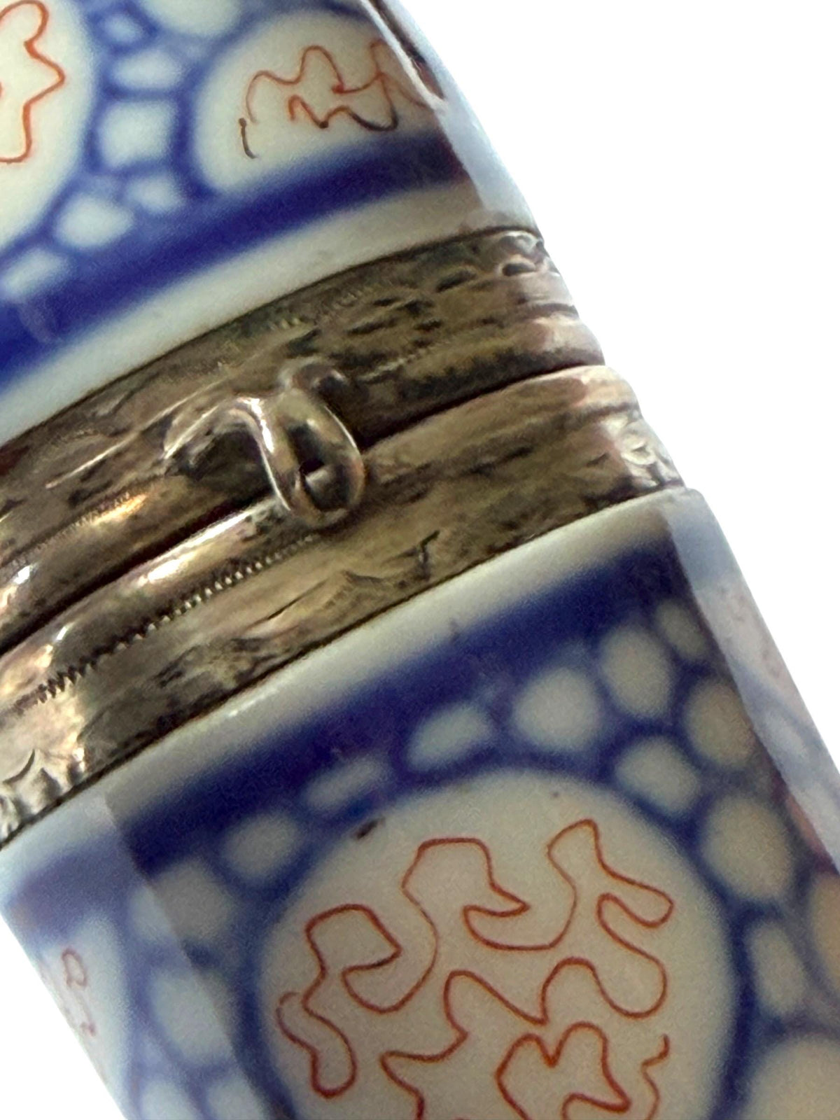 19th Century Meissen Porcelain Scent Bottle with Hallmarked Silver Mount, antique 1850-1875