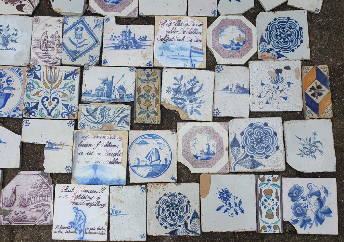 52 x Dutch Delft Blue Tile shards, mix, 17th/ 18th century, antique collectable and backsplash fireplace kitchen tiles.