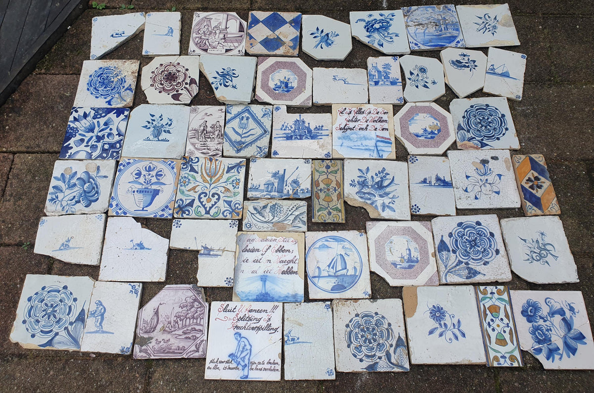 52 x Dutch Delft Blue Tile shards, mix, 17th/ 18th century, antique collectable and backsplash fireplace kitchen tiles.