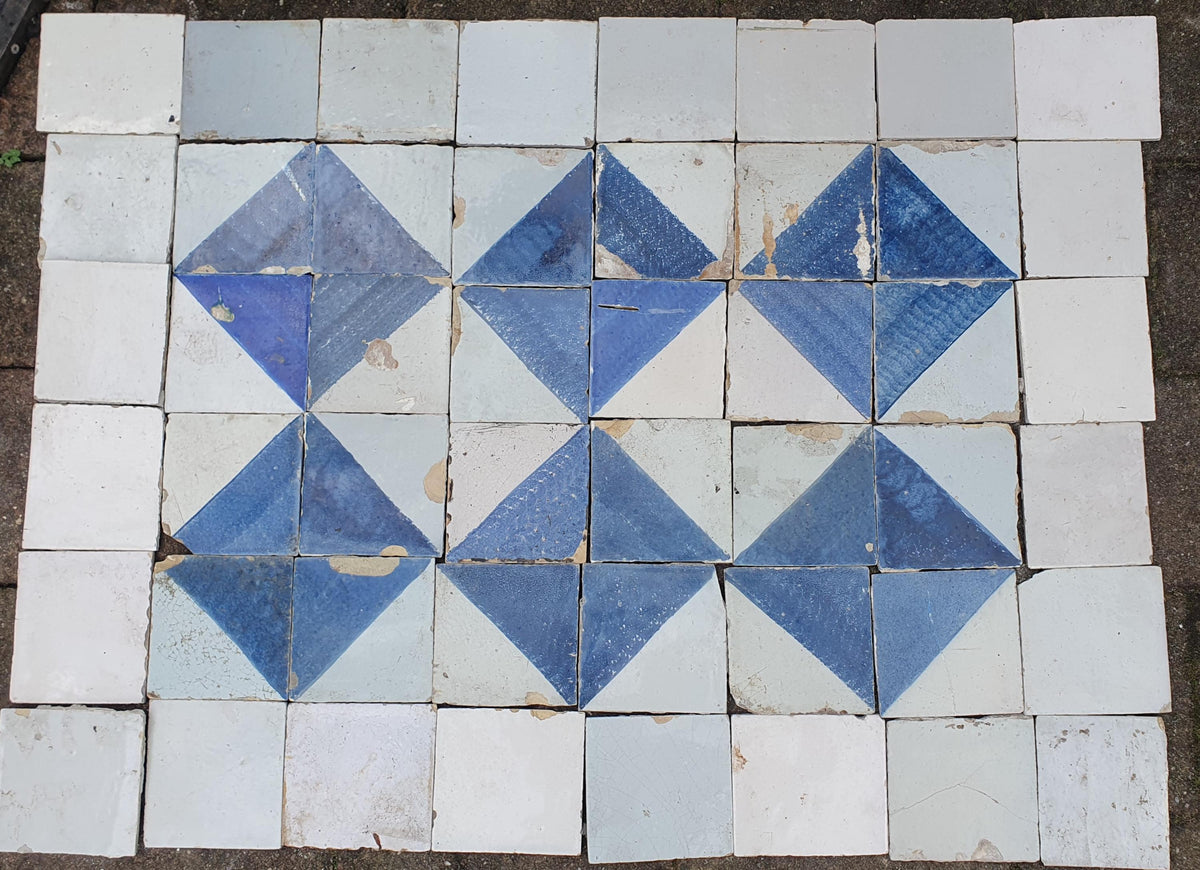 48 x Dutch Delft Blue Tile shards, mix, 17th/ 18th century, antique collectable and backsplash fireplace kitchen tiles.