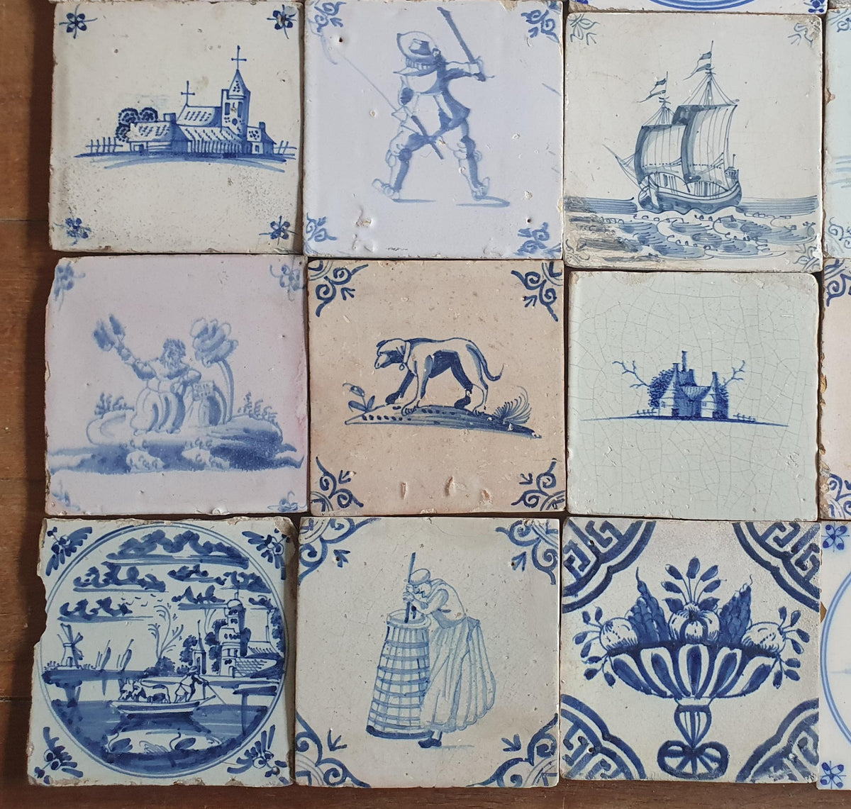 25 x Antique Delft Tiles, 17-18 th Century Dutch figuretile. Wall tiles