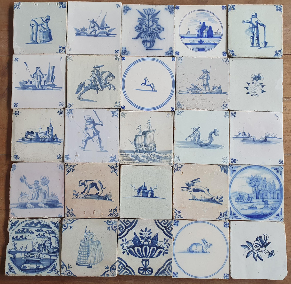 25 x Antique Delft Tiles, 17-18 th Century Dutch figuretile. Wall tiles